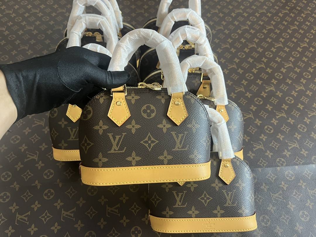 Ellebag’s 1:1 Replica of Louis Vuitton M82717 Nano Alma Handbag: A Petite Icon Reimagined(2024 Dec Updated)-Best Quality Fake Louis Vuitton Bag Online Store, Replica designer bag ru