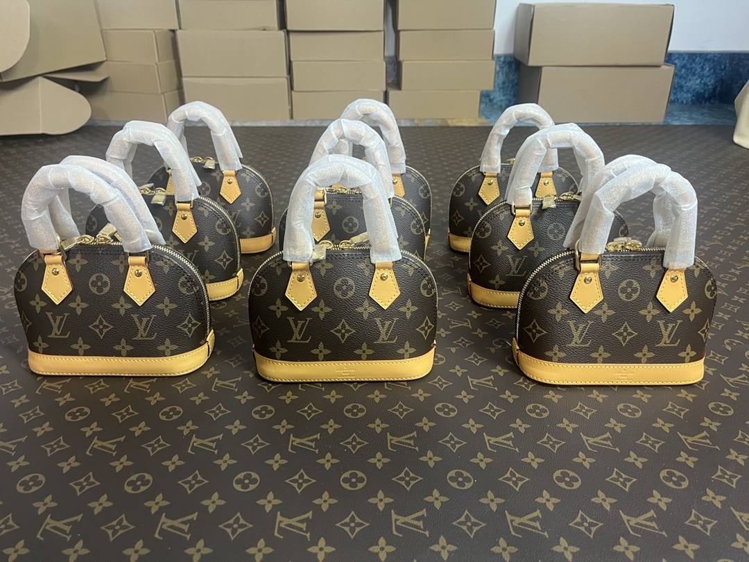 Ellebag’s 1:1 Replica of Louis Vuitton M82717 Nano Alma Handbag: A Petite Icon Reimagined(2024 Dec Updated)-Best Quality Fake Louis Vuitton Bag Online Store, Replica designer bag ru