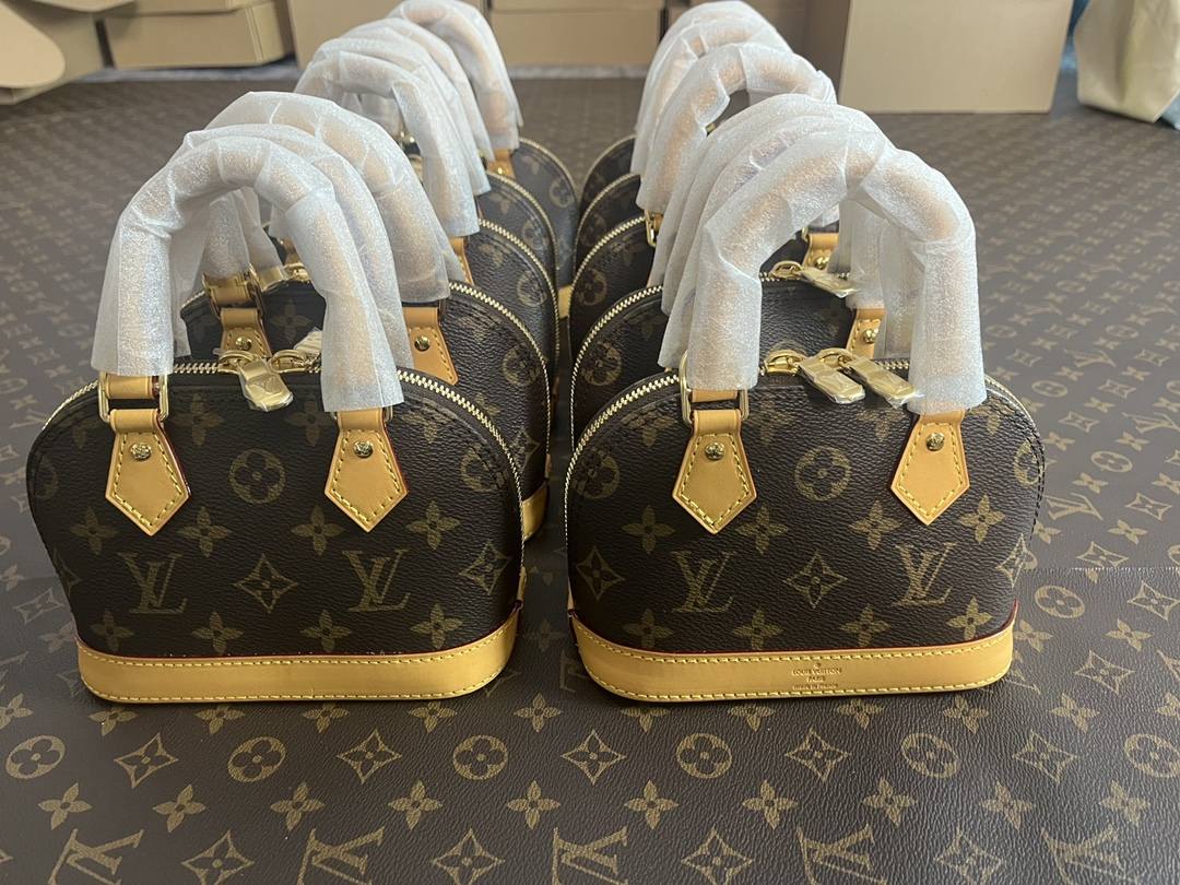 Ellebag’s 1:1 Replica of Louis Vuitton M82717 Nano Alma Handbag: A Petite Icon Reimagined(2024 Dec Updated)-Best Quality Fake Louis Vuitton Bag Online Store, Replica designer bag ru