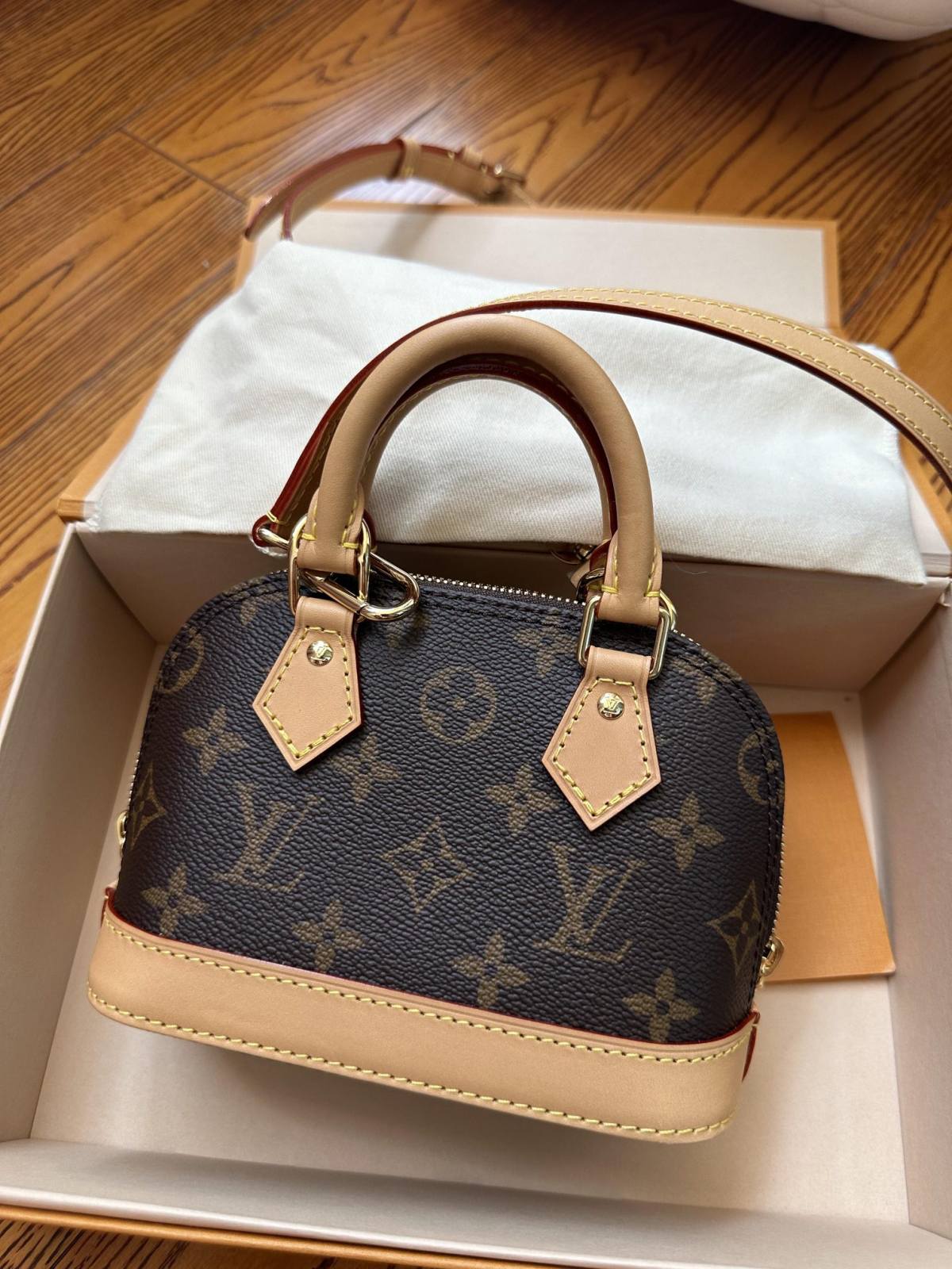 Ellebag’s 1:1 Replica of Louis Vuitton M82717 Nano Alma Handbag: A Petite Icon Reimagined(2024 Dec Updated)-Best Quality Fake Louis Vuitton Bag Online Store, Replica designer bag ru