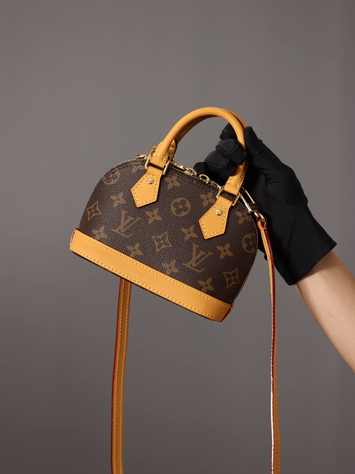 Ellebag’s 1:1 Replica of Louis Vuitton M82717 Nano Alma Handbag: A Petite Icon Reimagined(2024 Dec Updated)-Best Quality Fake Louis Vuitton Bag Online Store, Replica designer bag ru