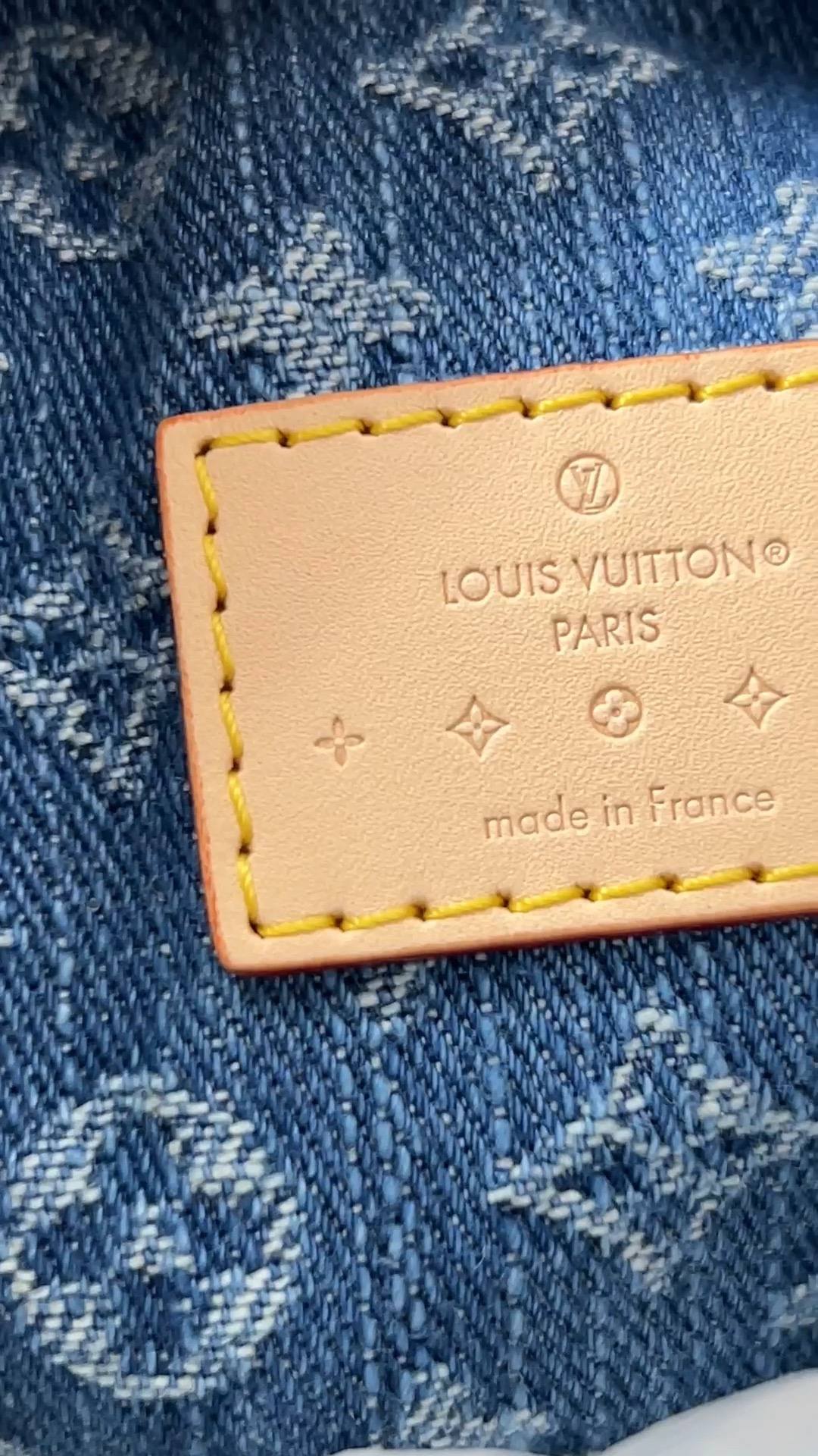 Ellebag’s 1:1 Replica of Louis Vuitton M82949 Hills Pochette: The Art of Denim Craftsmanship(2024 Dec Updated)-Best Quality Fake Louis Vuitton Bag Online Store, Replica designer bag ru