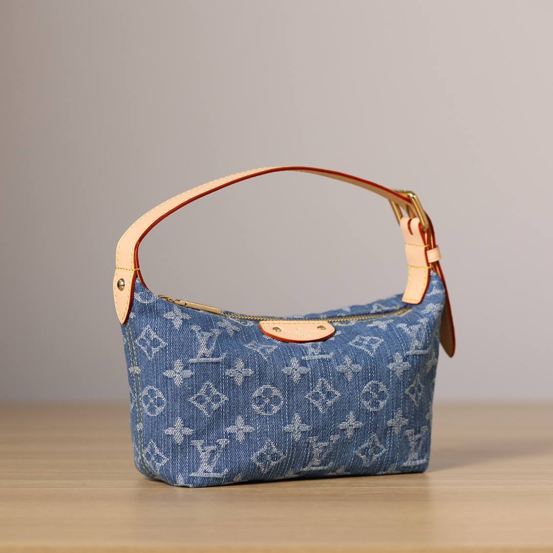 Ellebag’s 1:1 Replica of Louis Vuitton M82949 Hills Pochette: The Art of Denim Craftsmanship(2024 Dec Updated)-Best Quality Fake Louis Vuitton Bag Online Store, Replica designer bag ru