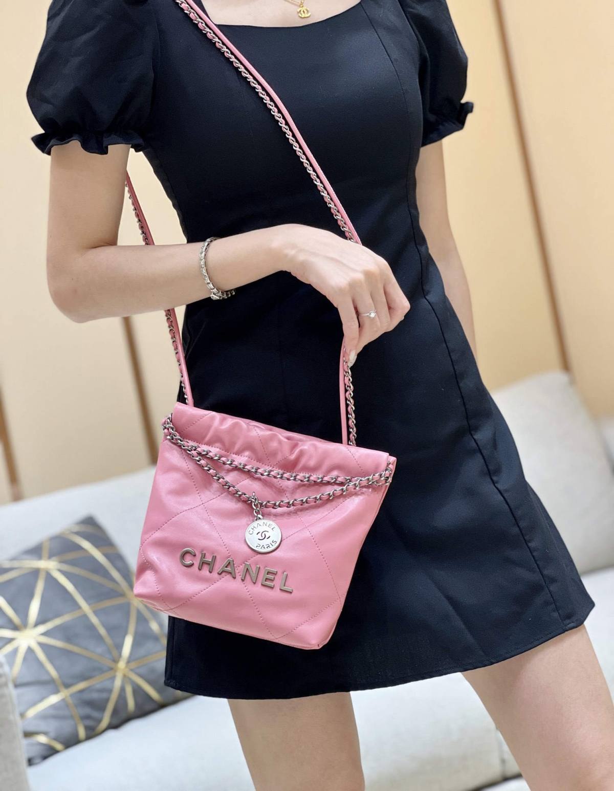 Ellebag super replica Chanel 22 Mini Bag AS3980: A Masterpiece of Pink Elegance(2024 Dec Updated)-Best Quality Fake Louis Vuitton Bag Online Store, Replica designer bag ru