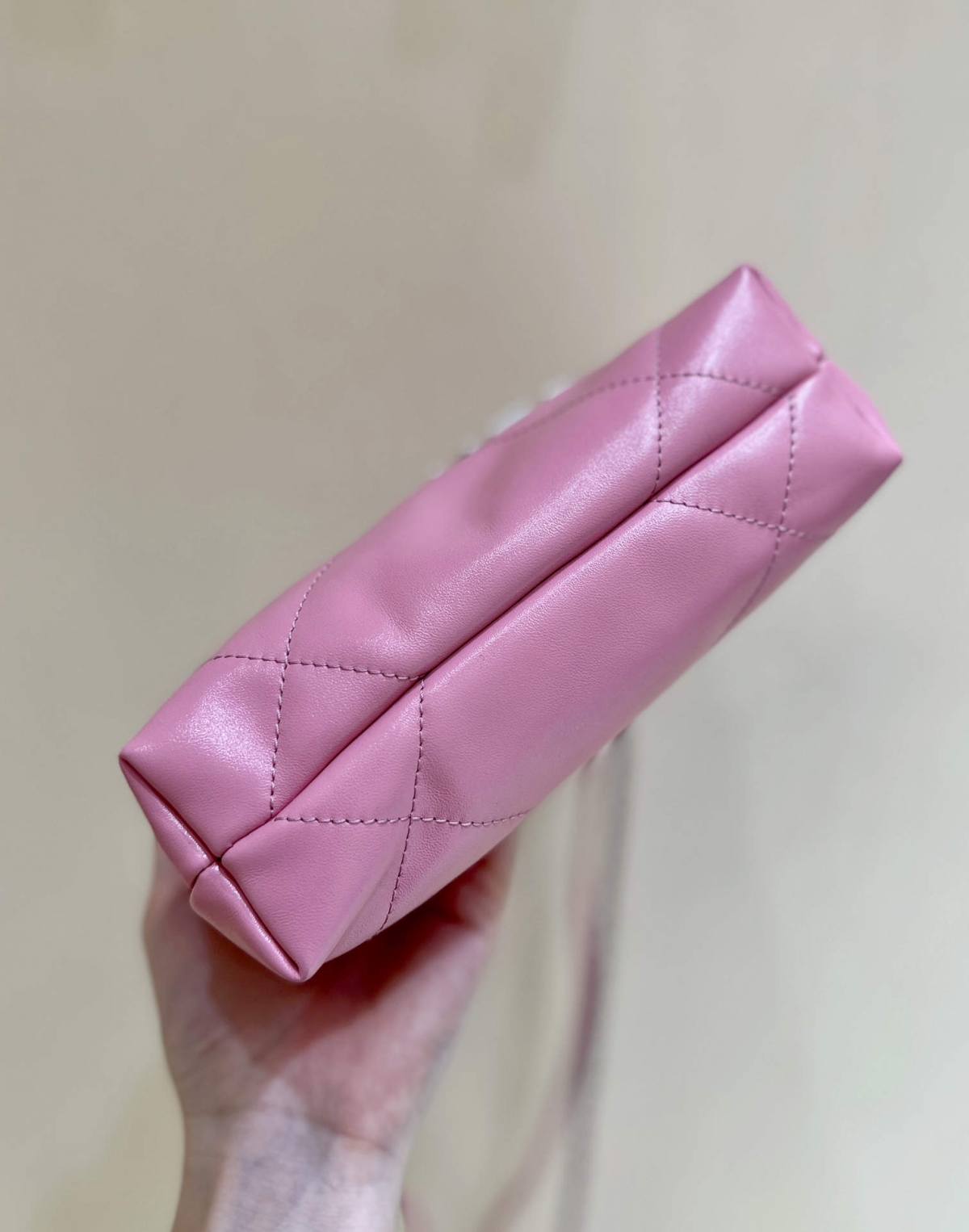 Ellebag super replica Chanel 22 Mini Bag AS3980: A Masterpiece of Pink Elegance(2024 Dec Updated)-Best Quality Fake Louis Vuitton Bag Online Store, Replica designer bag ru