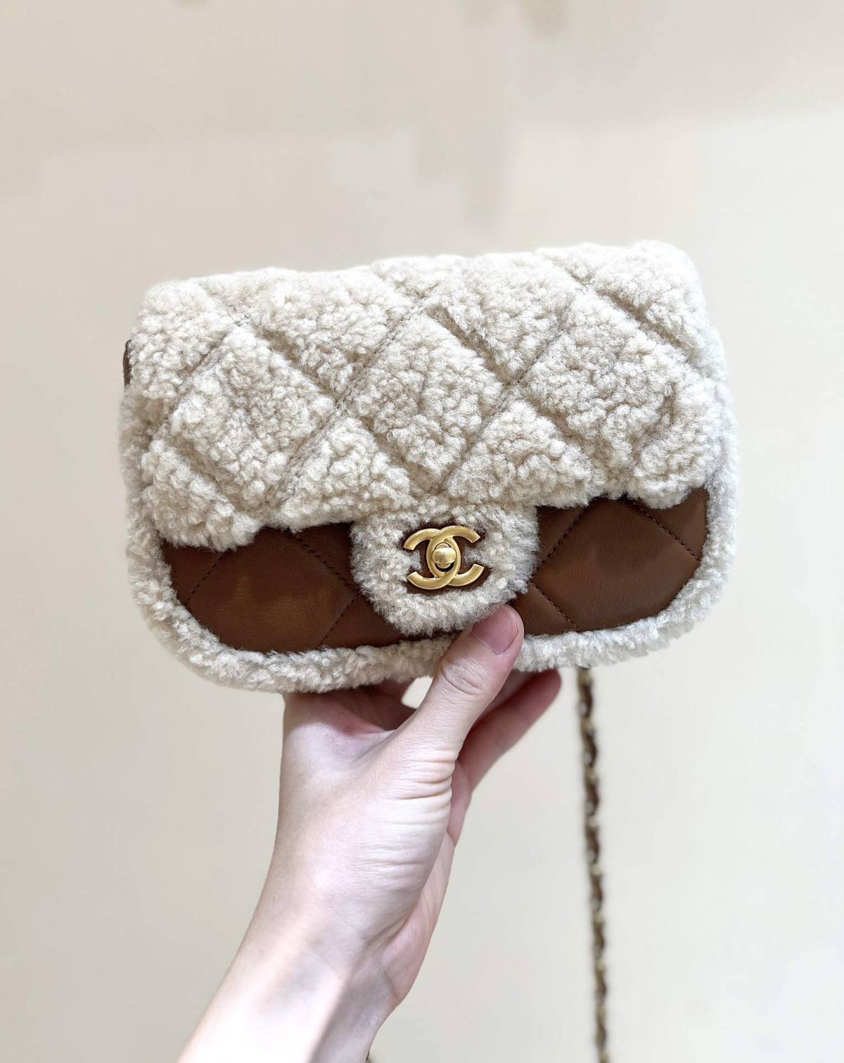 Ellebag super replica Chanel Flap Bag AS514800: A Fusion of Luxury and Craftsmanship(2024 Dec Updated)-Best Quality Fake Louis Vuitton Bag Online Store, Replica designer bag ru