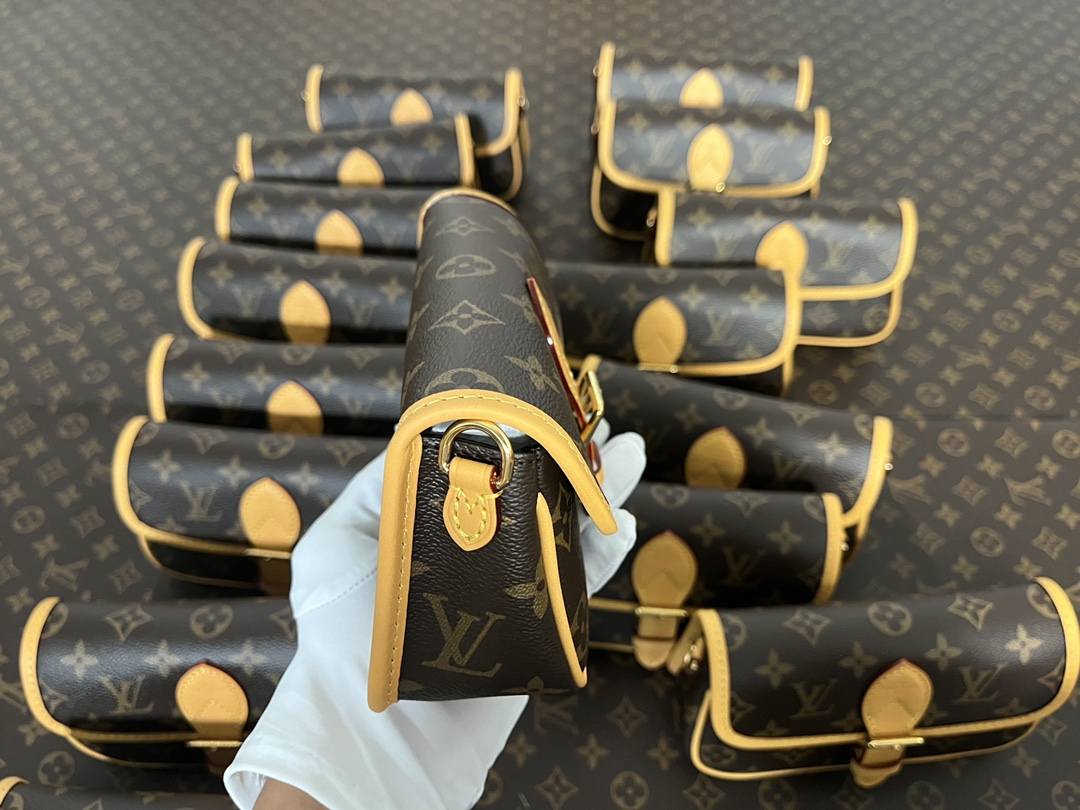 Ellebag’s 1:1 Replica of Louis Vuitton M83298 Nano Diane Handbag: A Luxurious Miniature Masterpiece  Introduction: The Art of Compact Luxury(2024 Dec Updated)-Best Quality Fake Louis Vuitton Bag Online Store, Replica designer bag ru