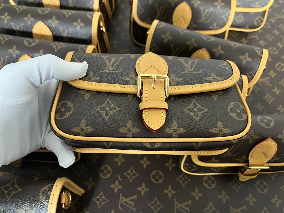 Ellebag’s 1:1 Replica of Louis Vuitton M83298 Nano Diane Handbag: A Luxurious Miniature Masterpiece  Introduction: The Art of Compact Luxury(2024 Dec Updated)-Best Quality Fake Louis Vuitton Bag Online Store, Replica designer bag ru