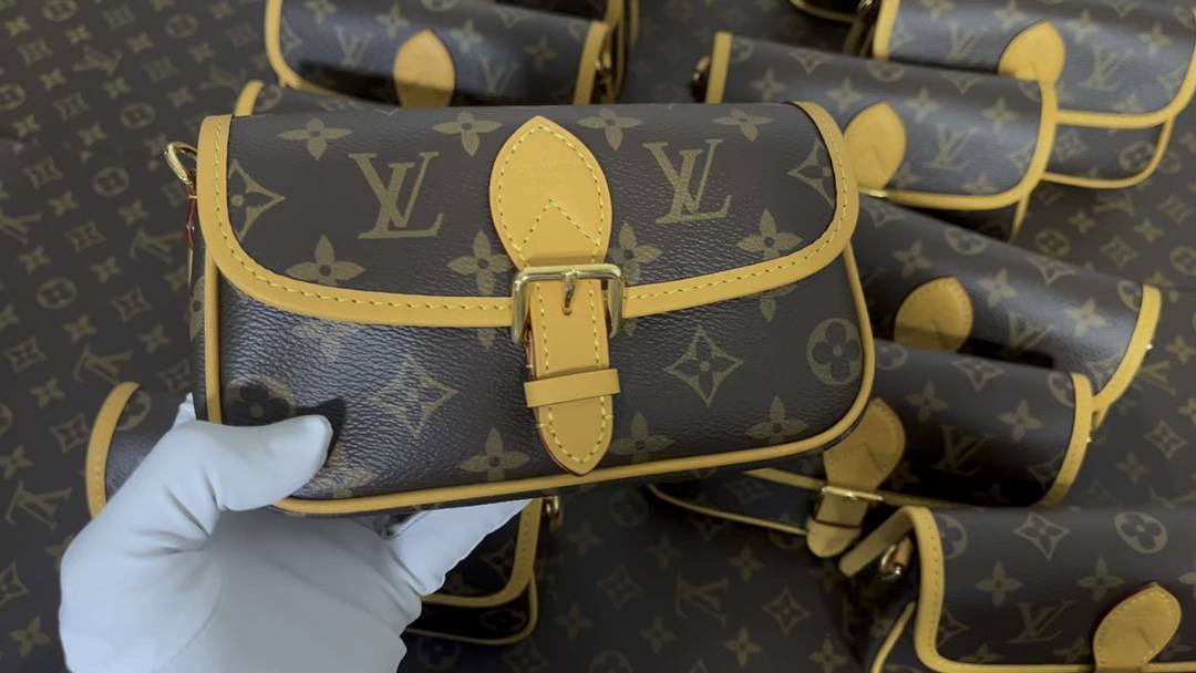 Ellebag’s 1:1 Replica of Louis Vuitton M83298 Nano Diane Handbag: A Luxurious Miniature Masterpiece  Introduction: The Art of Compact Luxury(2024 Dec Updated)-Best Quality Fake Louis Vuitton Bag Online Store, Replica designer bag ru