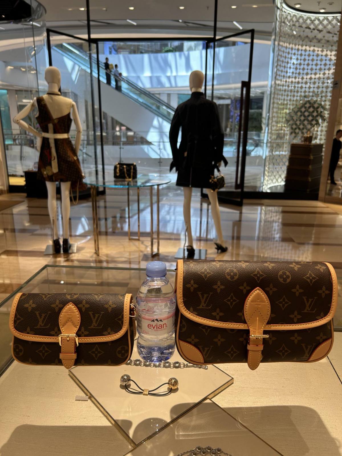 Ellebag’s 1:1 Replica of Louis Vuitton M83298 Nano Diane Handbag: A Luxurious Miniature Masterpiece  Introduction: The Art of Compact Luxury(2024 Dec Updated)-Best Quality Fake Louis Vuitton Bag Online Store, Replica designer bag ru