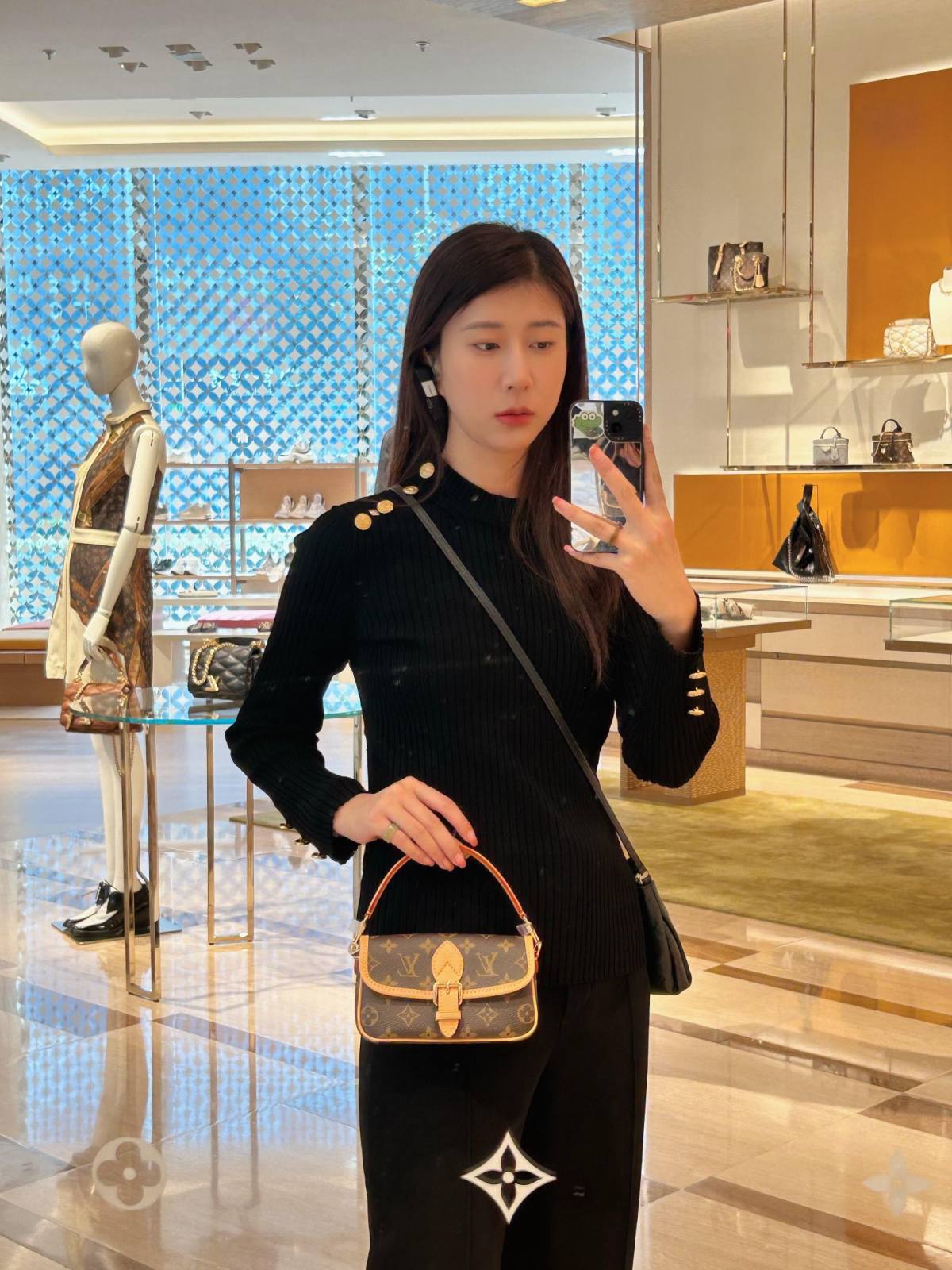 Ellebag’s 1:1 Replica of Louis Vuitton M83298 Nano Diane Handbag: A Luxurious Miniature Masterpiece  Introduction: The Art of Compact Luxury(2024 Dec Updated)-Best Quality Fake Louis Vuitton Bag Online Store, Replica designer bag ru