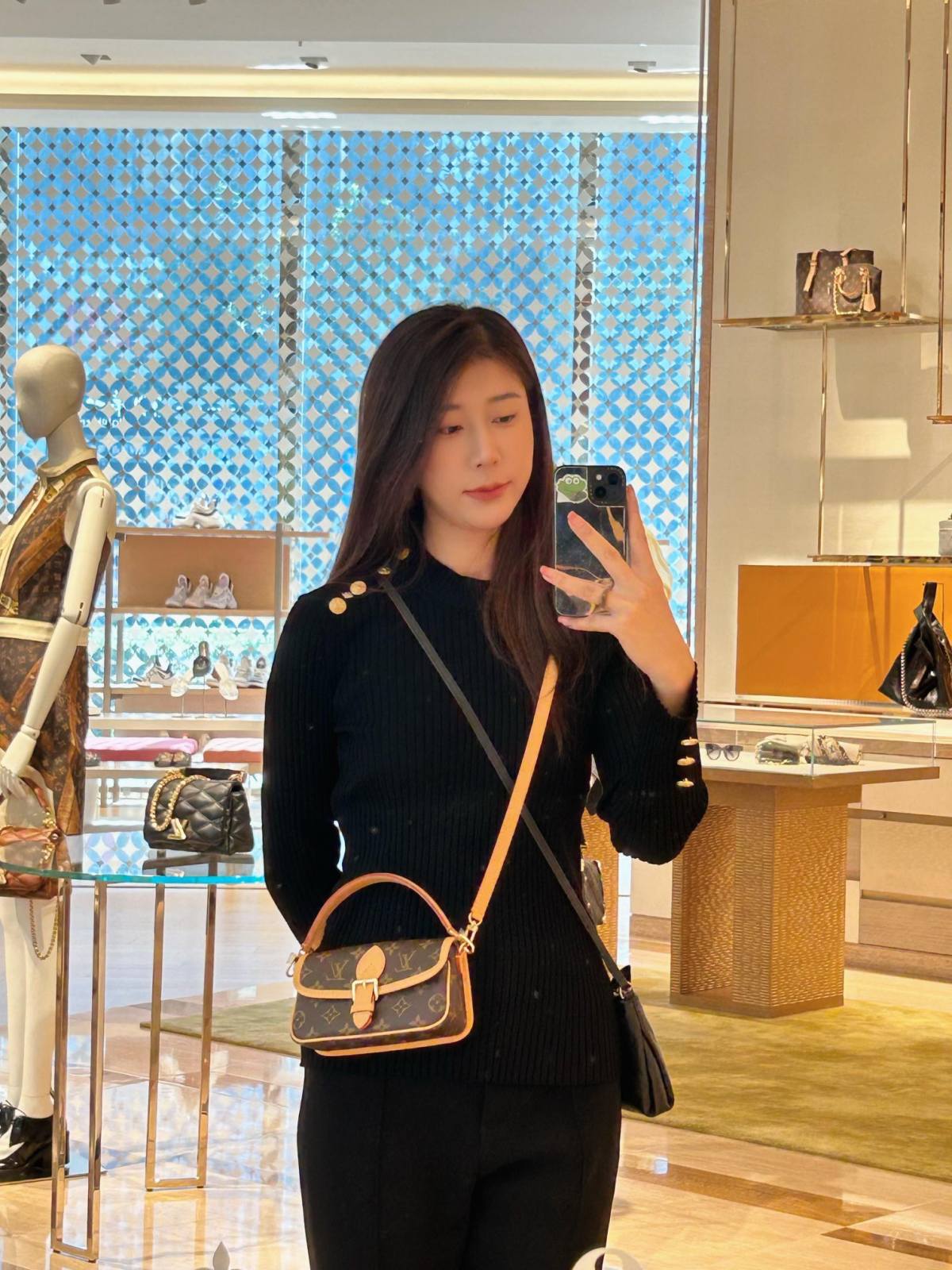 Ellebag’s 1:1 Replica of Louis Vuitton M83298 Nano Diane Handbag: A Luxurious Miniature Masterpiece  Introduction: The Art of Compact Luxury(2024 Dec Updated)-Best Quality Fake Louis Vuitton Bag Online Store, Replica designer bag ru