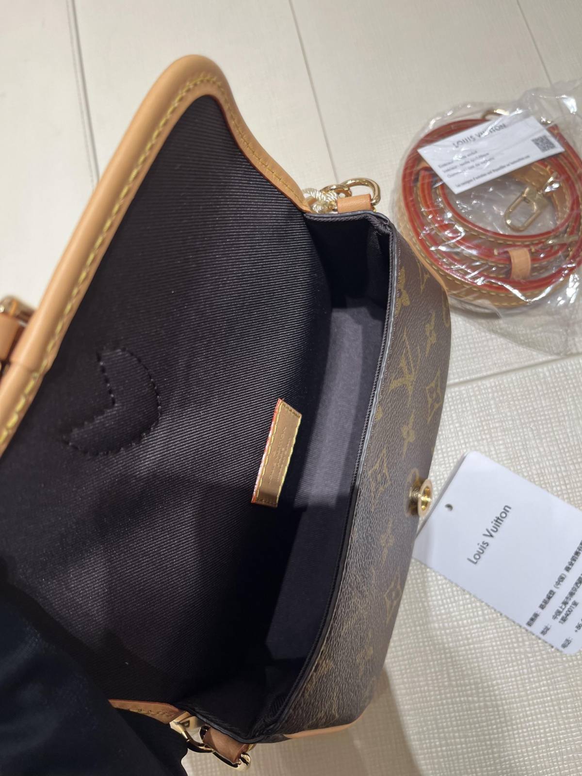 Ellebag’s 1:1 Replica of Louis Vuitton M83298 Nano Diane Handbag: A Luxurious Miniature Masterpiece  Introduction: The Art of Compact Luxury(2024 Dec Updated)-Best Quality Fake Louis Vuitton Bag Online Store, Replica designer bag ru