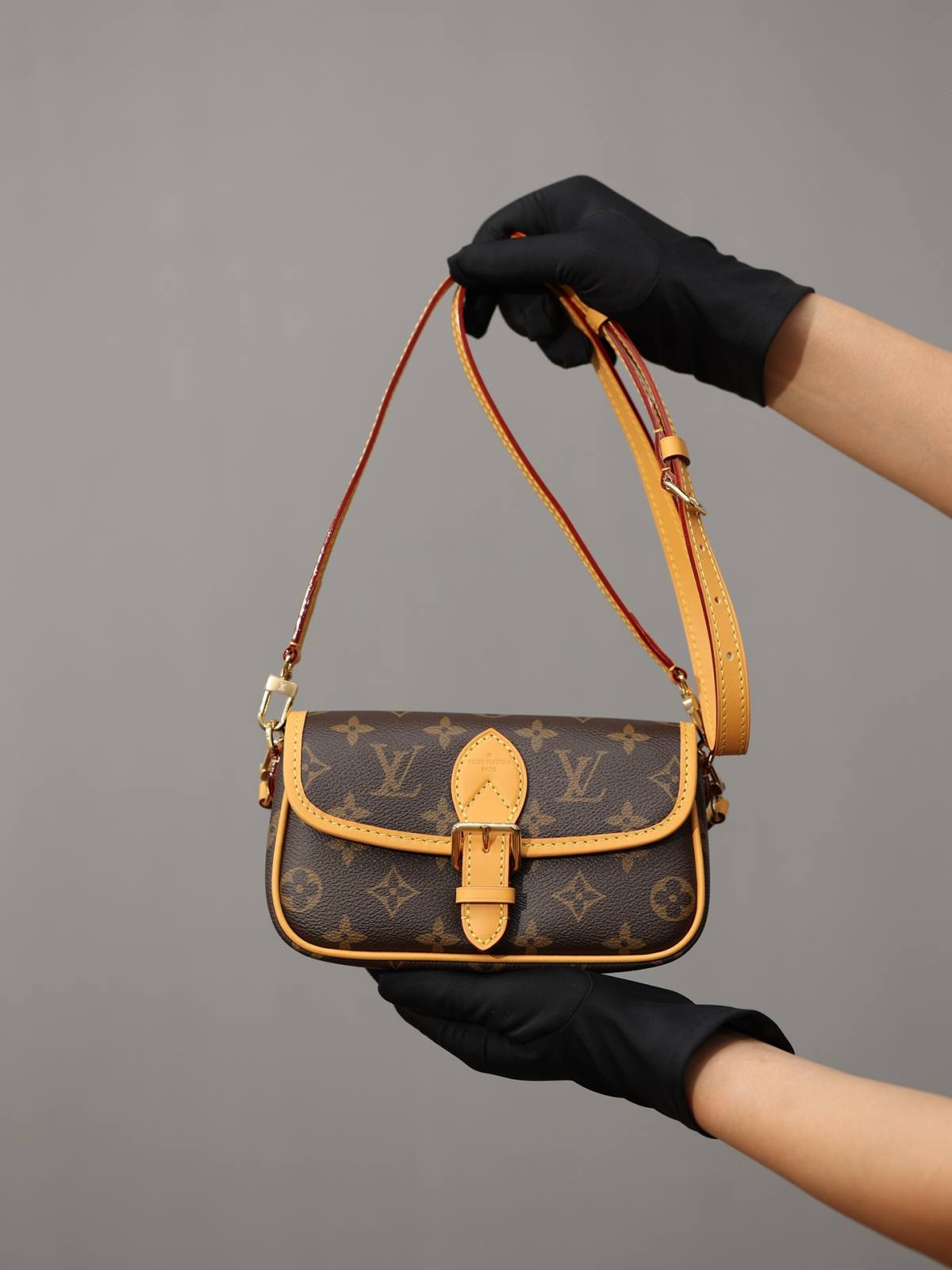 Ellebag’s 1:1 Replica of Louis Vuitton M83298 Nano Diane Handbag: A Luxurious Miniature Masterpiece  Introduction: The Art of Compact Luxury(2024 Dec Updated)-Best Quality Fake Louis Vuitton Bag Online Store, Replica designer bag ru