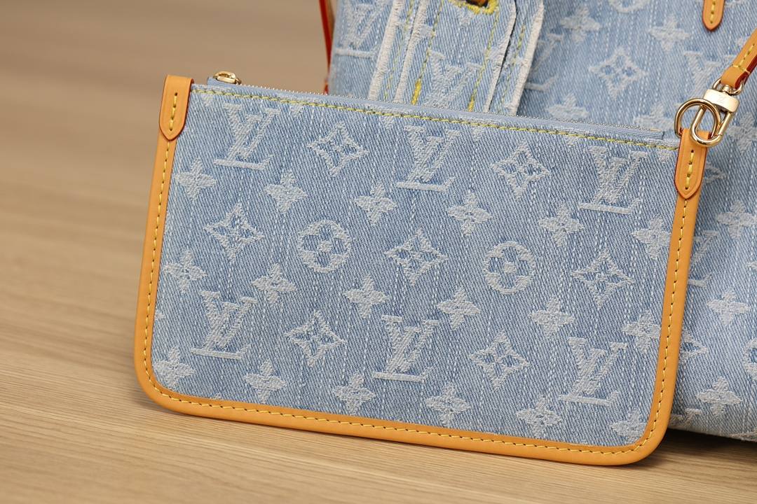 Ellebag’s Art of Precision: M11462 Carryall Small Handbag – A Perfect 1:1 Replica of Louis Vuitton’s Monogram Denim Carryall(2024 Dec Updated)-Best Quality Fake Louis Vuitton Bag Online Store, Replica designer bag ru