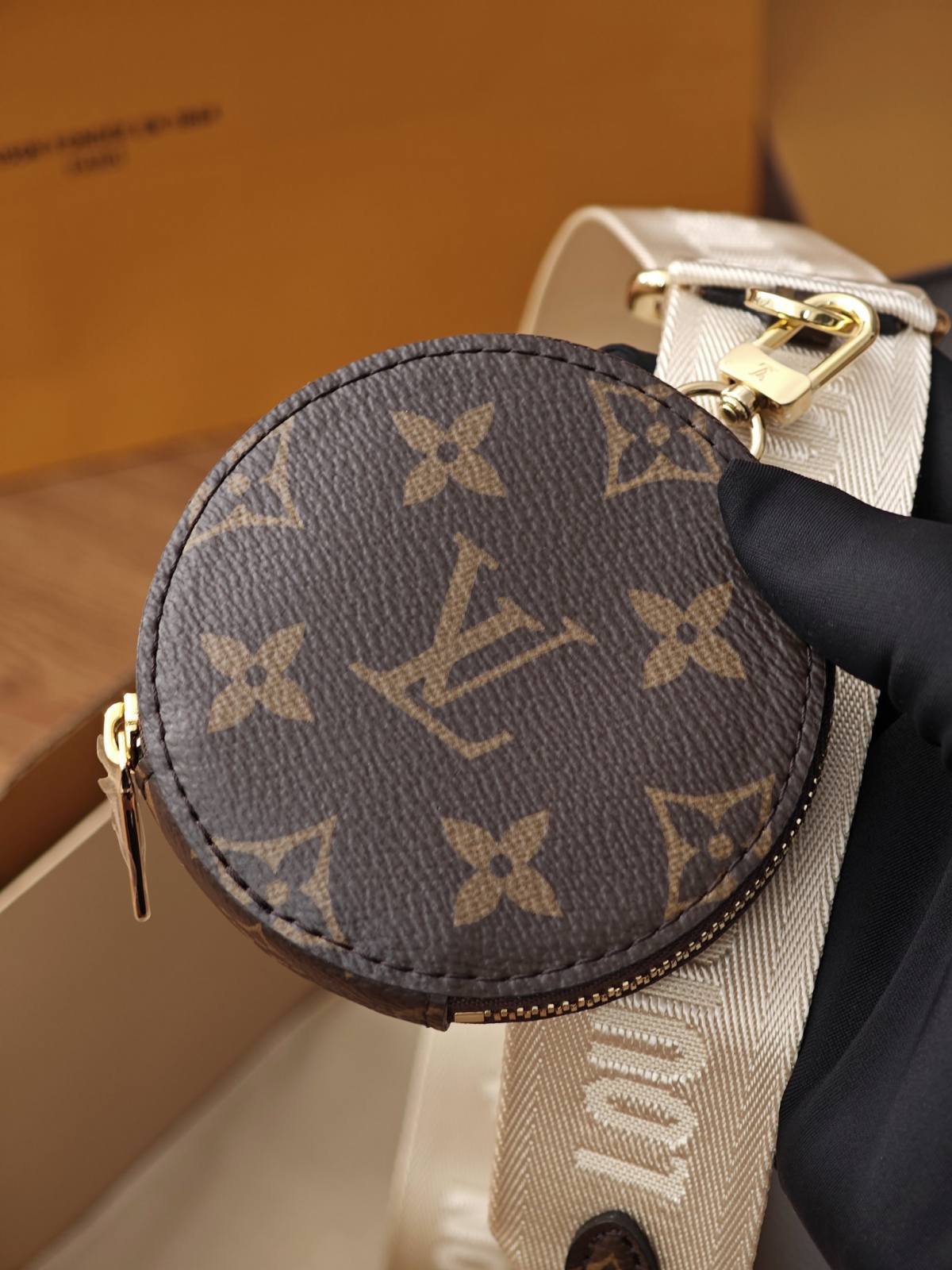 Ellebag’s Craftsmanship: M46653 OnTheGo East West Handbag – A 1:1 Replica of Louis Vuitton’s Latest Icon(2024 Dec Updated)-Best Quality Fake Louis Vuitton Bag Online Store, Replica designer bag ru