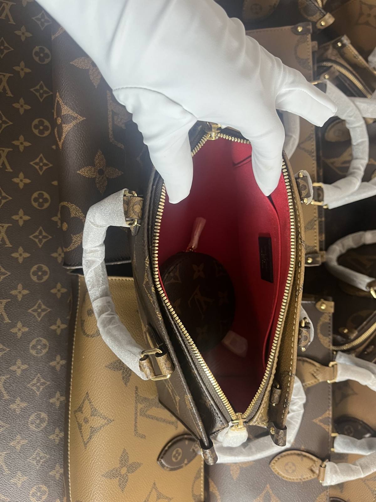 Ellebag’s Craftsmanship: M46653 OnTheGo East West Handbag – A 1:1 Replica of Louis Vuitton’s Latest Icon(2024 Dec Updated)-Best Quality Fake Louis Vuitton Bag Online Store, Replica designer bag ru