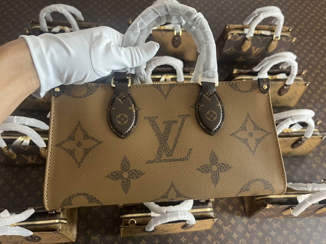 Ellebag’s Craftsmanship: M46653 OnTheGo East West Handbag – A 1:1 Replica of Louis Vuitton’s Latest Icon(2024 Dec Updated)-Best Quality Fake Louis Vuitton Bag Online Store, Replica designer bag ru