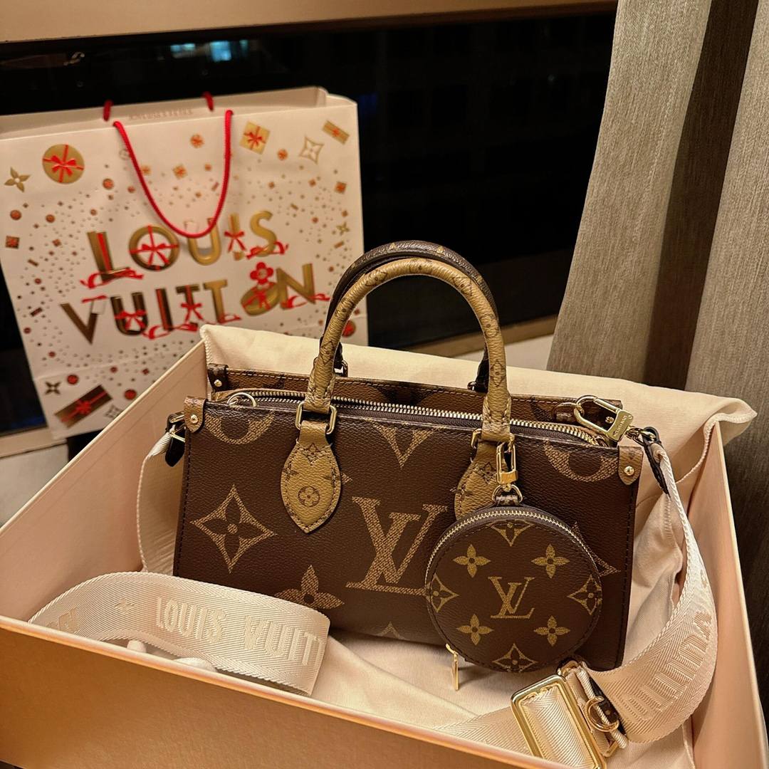 Ellebag’s Craftsmanship: M46653 OnTheGo East West Handbag – A 1:1 Replica of Louis Vuitton’s Latest Icon(2024 Dec Updated)-Best Quality Fake Louis Vuitton Bag Online Store, Replica designer bag ru