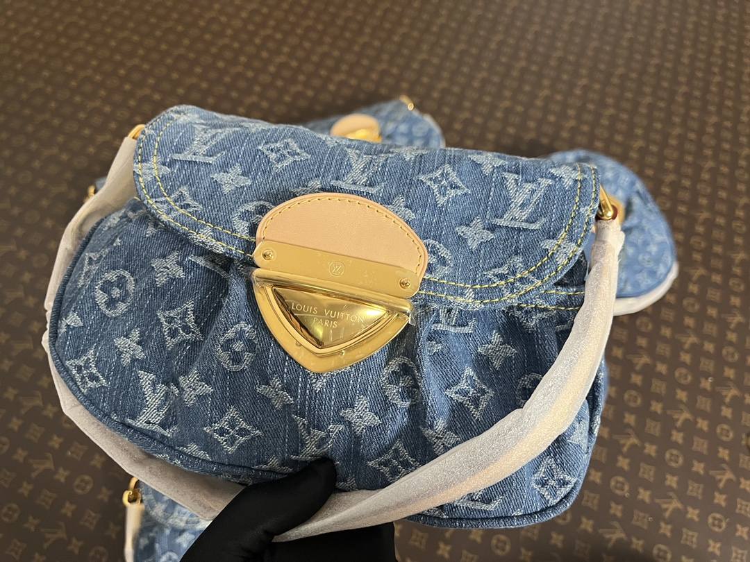 Ellebag’s Craftsmanship: The 1:1 Replica of Louis Vuitton M46829 Sunset Handbag – A Masterpiece in Monogram Denim(2024 Dec Updated)-Best Quality Fake Louis Vuitton Bag Online Store, Replica designer bag ru