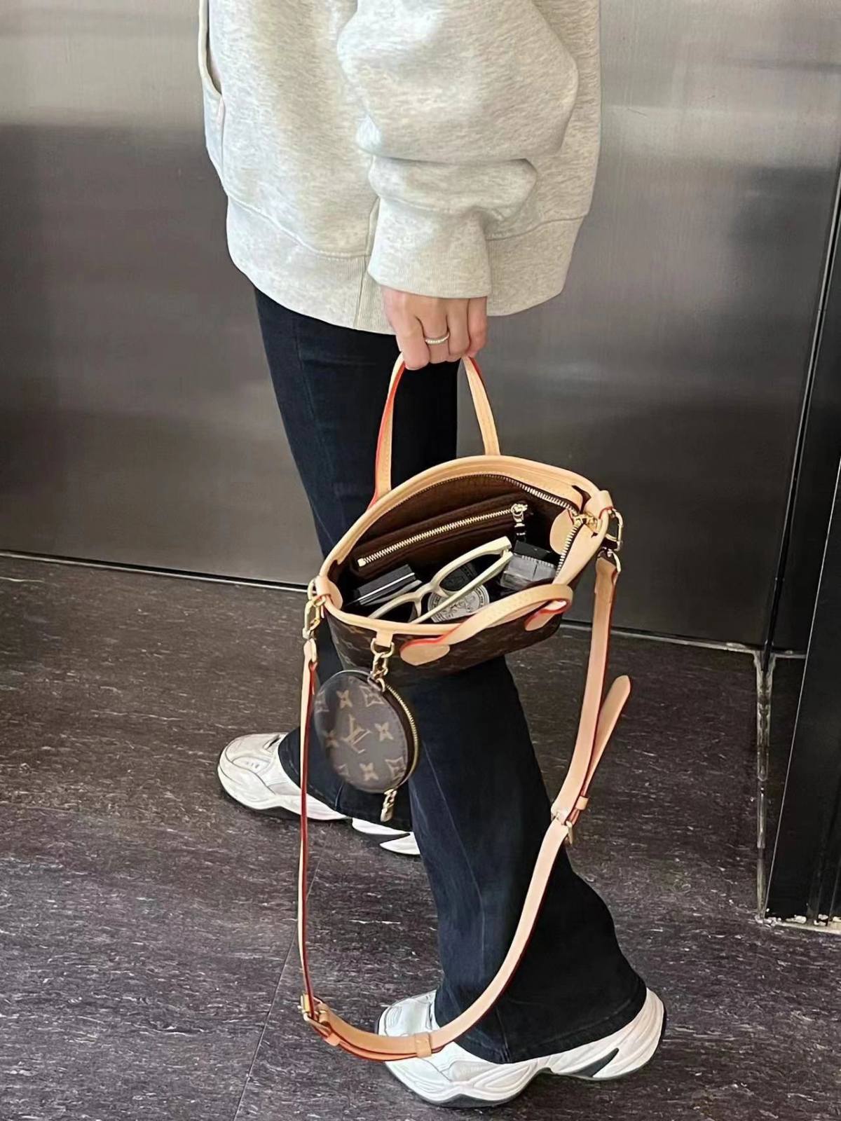 Ellebag’s Masterful 1:1 Replica of Louis Vuitton M46705 NEVERFULL BB Handbag(2024 Dec Updated)-Best Quality Fake Louis Vuitton Bag Online Store, Replica designer bag ru