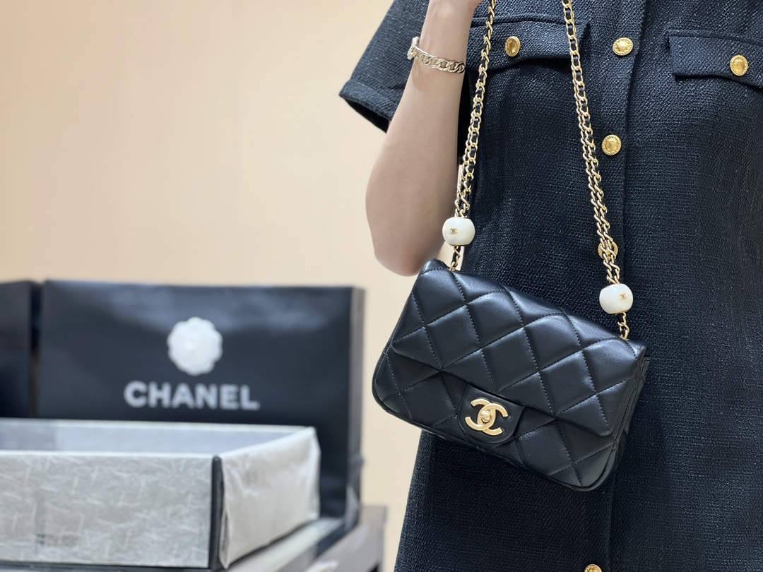 Ellebag super replica Chanel Small Flap Bag (AS4861): A Testament to Elegance and Craftsmanship (2024 Dec updated)-Ti o dara ju Didara iro Louis Vuitton apo Online itaja, Ajọra onise apo ru