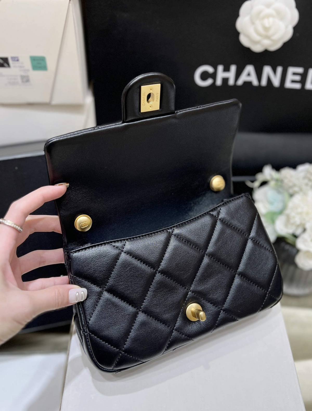 Ellebag super replica Chanel Small Flap Bag (AS4861): A Testament to Elegance and Craftsmanship (2024 Dec updated)-Ti o dara ju Didara iro Louis Vuitton apo Online itaja, Ajọra onise apo ru