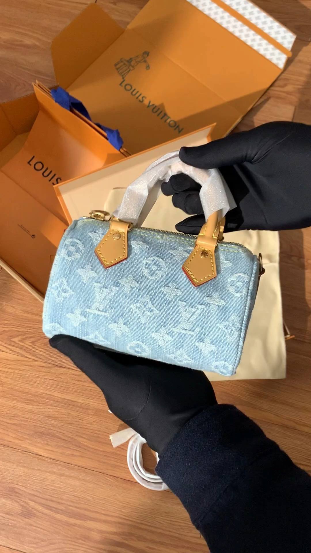 Ellebag’s Mastery: M11212 Nano Speedy Handbag – A Perfect 1:1 Replica of Louis Vuitton’s Iconic Denim Speedy(2024 Dec Updated)-Best Quality Fake Louis Vuitton Bag Online Store, Replica designer bag ru