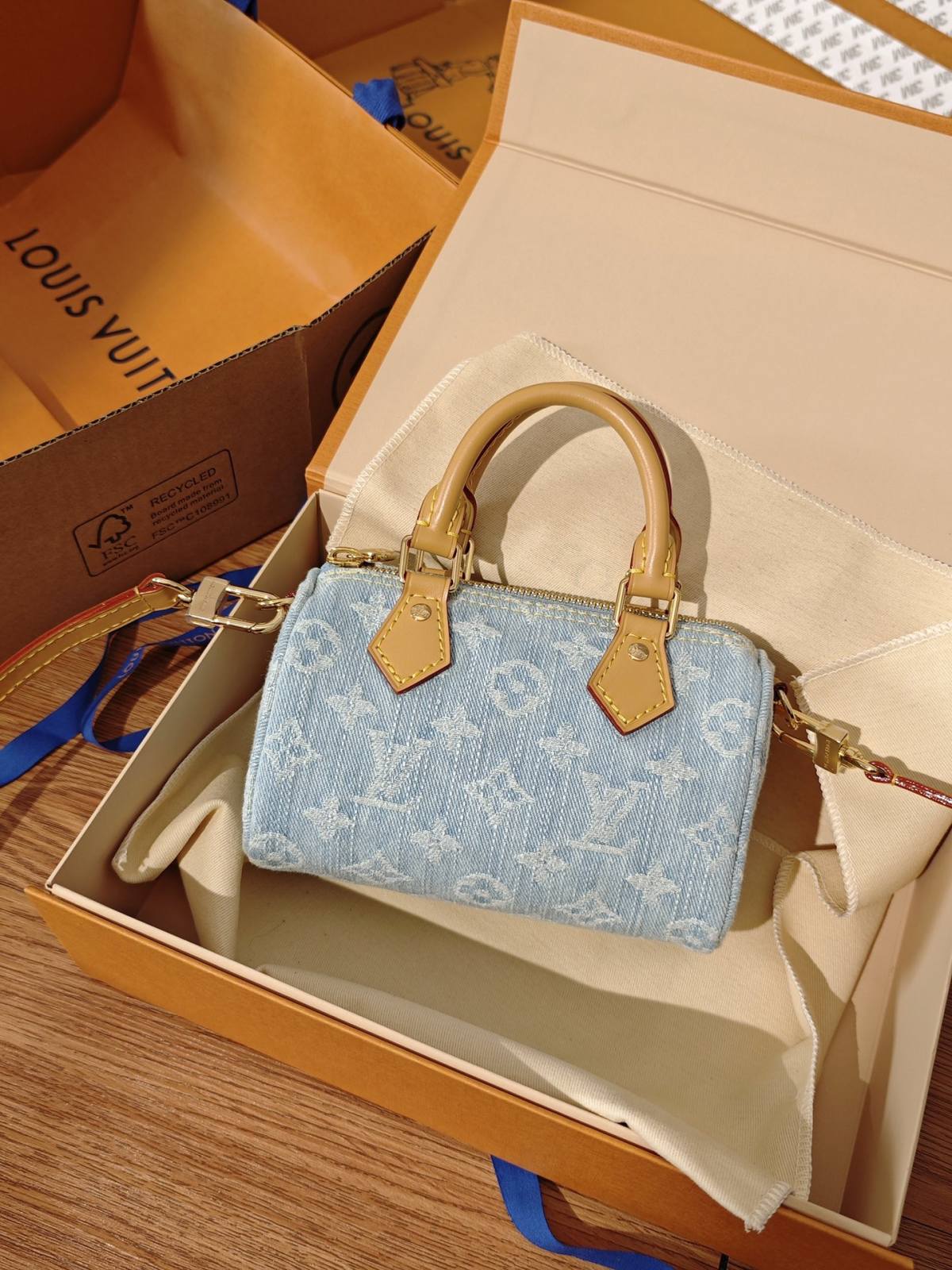 Ellebag’s Mastery: M11212 Nano Speedy Handbag – A Perfect 1:1 Replica of Louis Vuitton’s Iconic Denim Speedy(2024 Dec Updated)-Best Quality Fake Louis Vuitton Bag Online Store, Replica designer bag ru