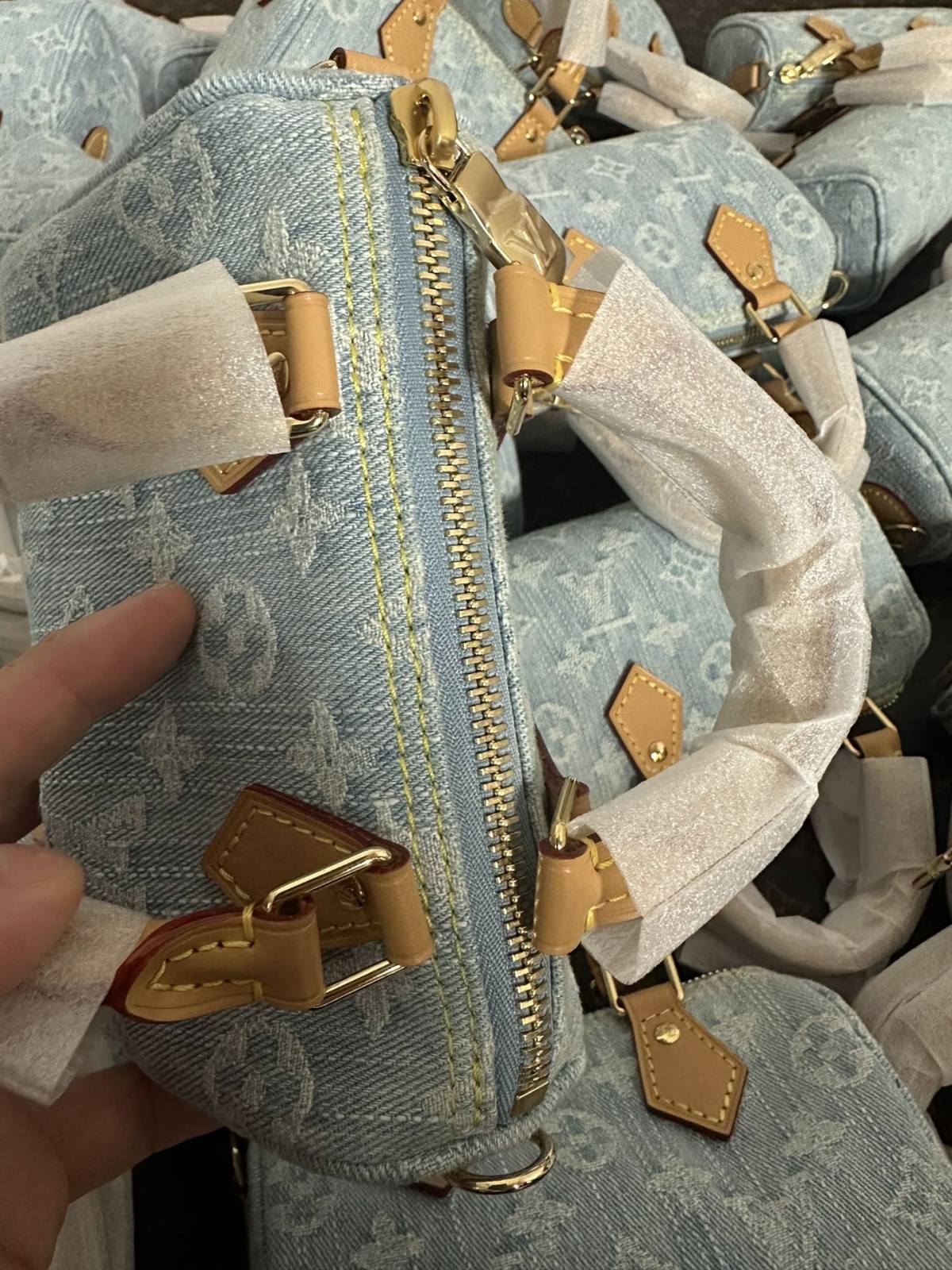 Ellebag’s Mastery: M11212 Nano Speedy Handbag – A Perfect 1:1 Replica of Louis Vuitton’s Iconic Denim Speedy(2024 Dec Updated)-Best Quality Fake Louis Vuitton Bag Online Store, Replica designer bag ru