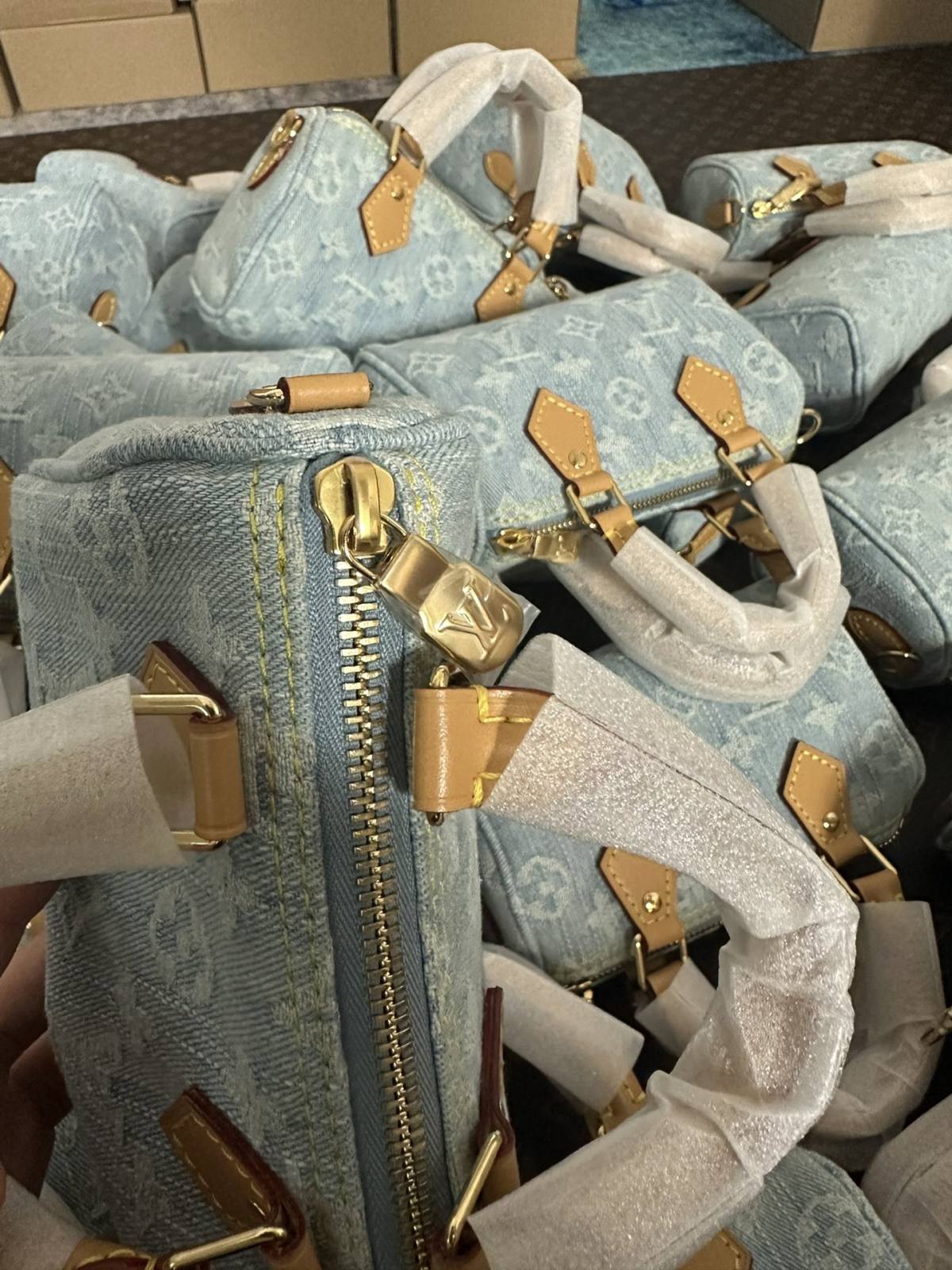 Ellebag’s Mastery: M11212 Nano Speedy Handbag – A Perfect 1:1 Replica of Louis Vuitton’s Iconic Denim Speedy(2024 Dec Updated)-Best Quality Fake Louis Vuitton Bag Online Store, Replica designer bag ru