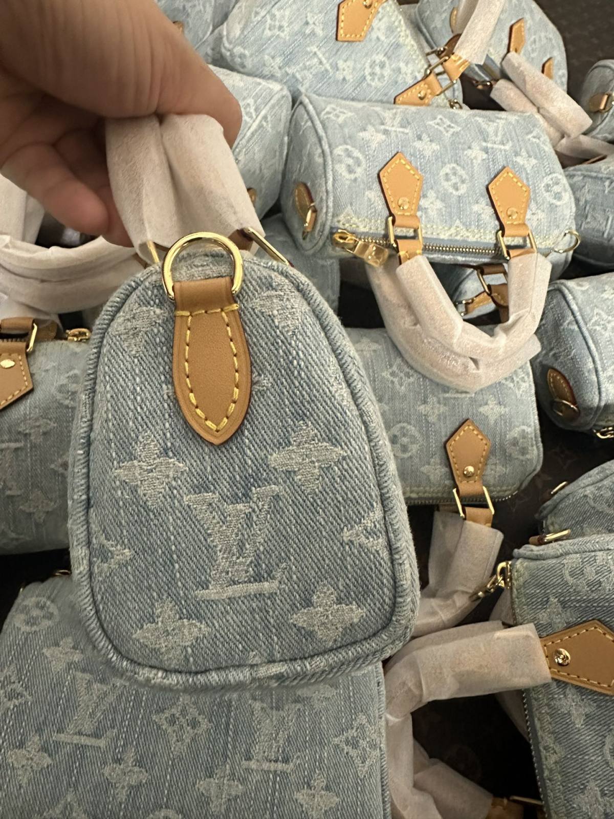 Ellebag’s Mastery: M11212 Nano Speedy Handbag – A Perfect 1:1 Replica of Louis Vuitton’s Iconic Denim Speedy(2024 Dec Updated)-Best Quality Fake Louis Vuitton Bag Online Store, Replica designer bag ru