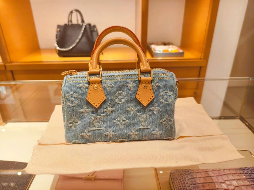 Ellebag’s Mastery: M11212 Nano Speedy Handbag – A Perfect 1:1 Replica of Louis Vuitton’s Iconic Denim Speedy(2024 Dec Updated)-Best Quality Fake Louis Vuitton Bag Online Store, Replica designer bag ru