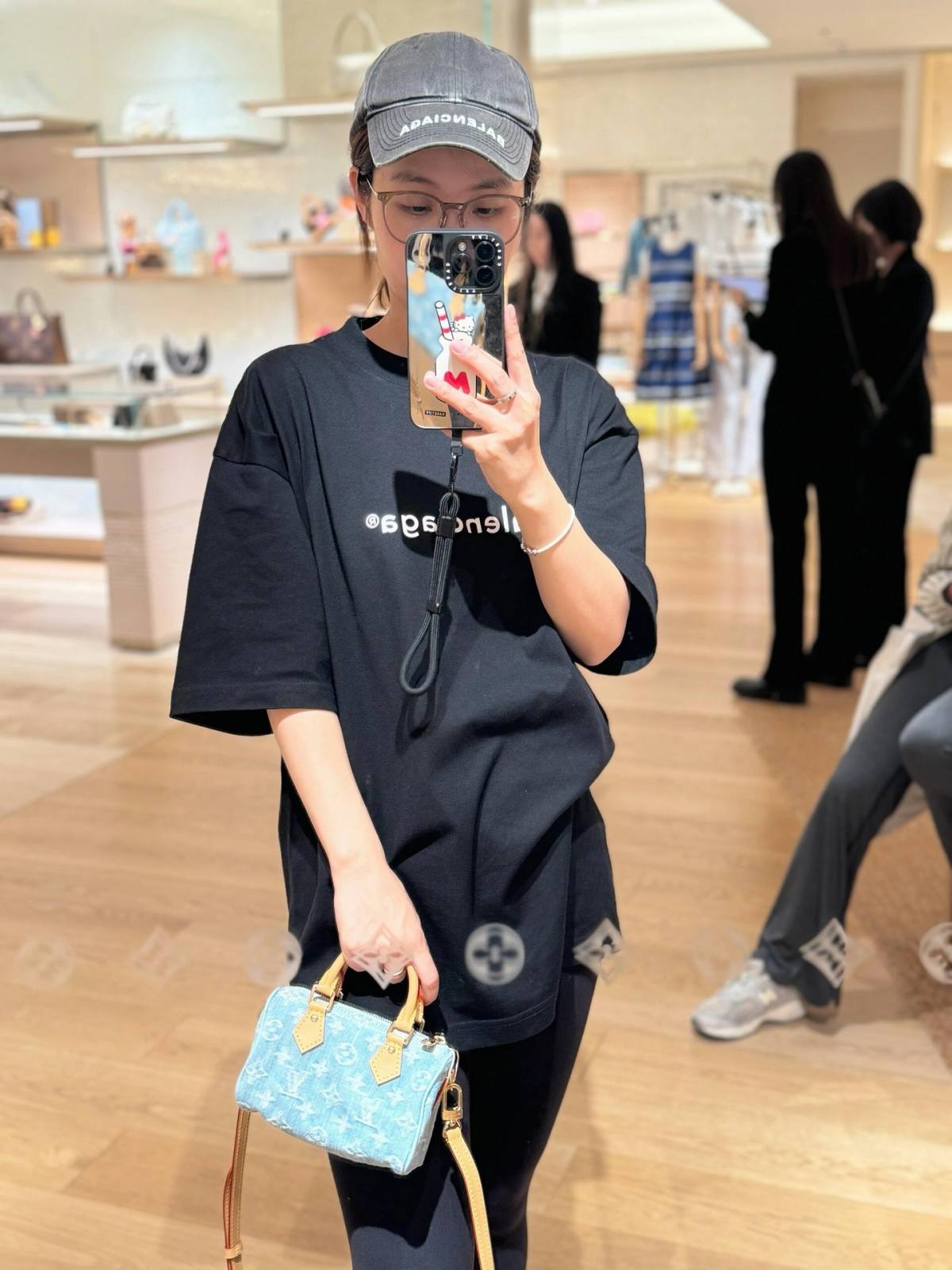 Ellebag’s Mastery: M11212 Nano Speedy Handbag – A Perfect 1:1 Replica of Louis Vuitton’s Iconic Denim Speedy(2024 Dec Updated)-Best Quality Fake Louis Vuitton Bag Online Store, Replica designer bag ru