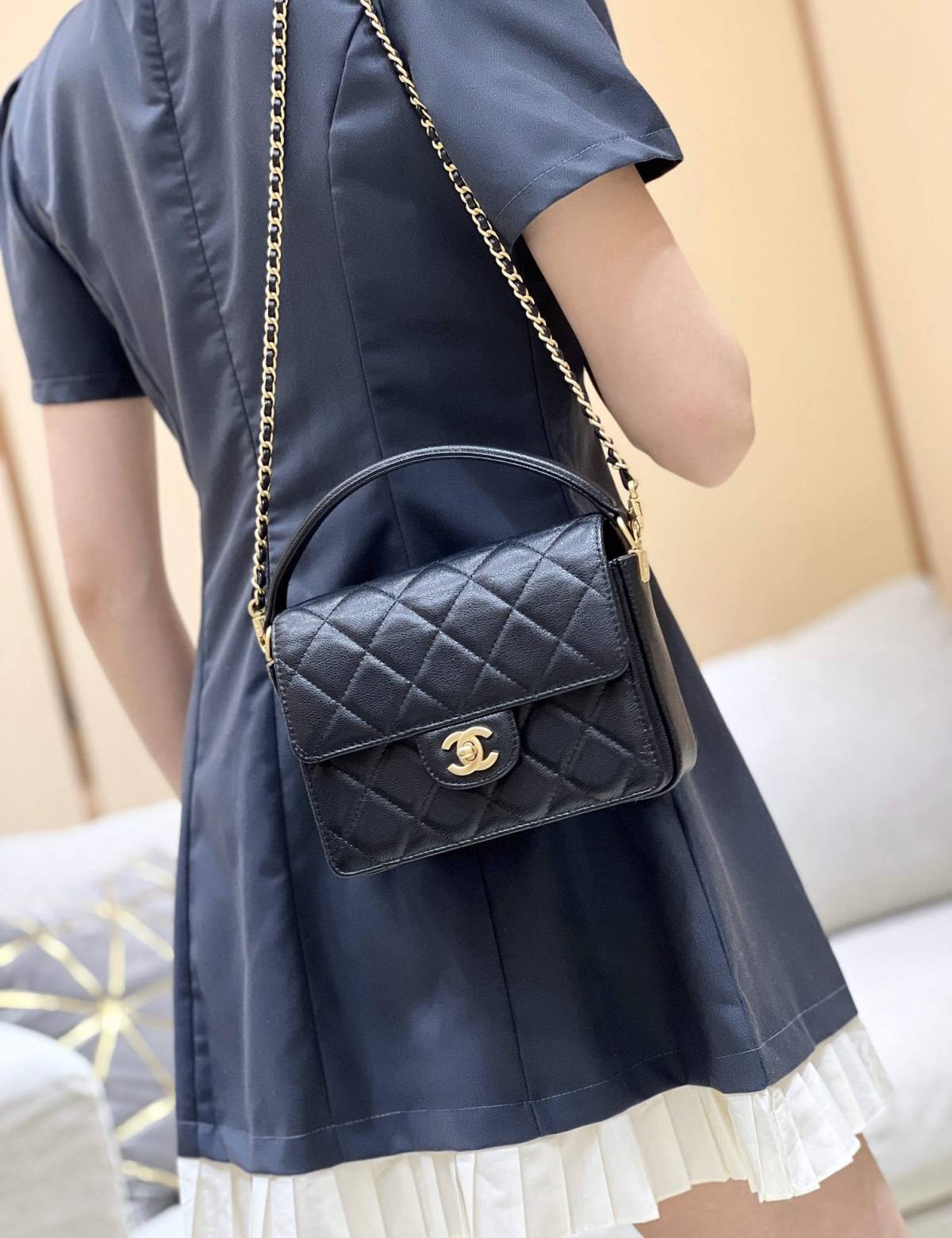 Ellebag top fake Chanel’s Flap Bag with Top Handle in Grained Shiny Calfskin(2024 Dec Updated)-L-Aħjar Kwalità Foloz Louis Vuitton Bag Online Store, Replica designer bag ru