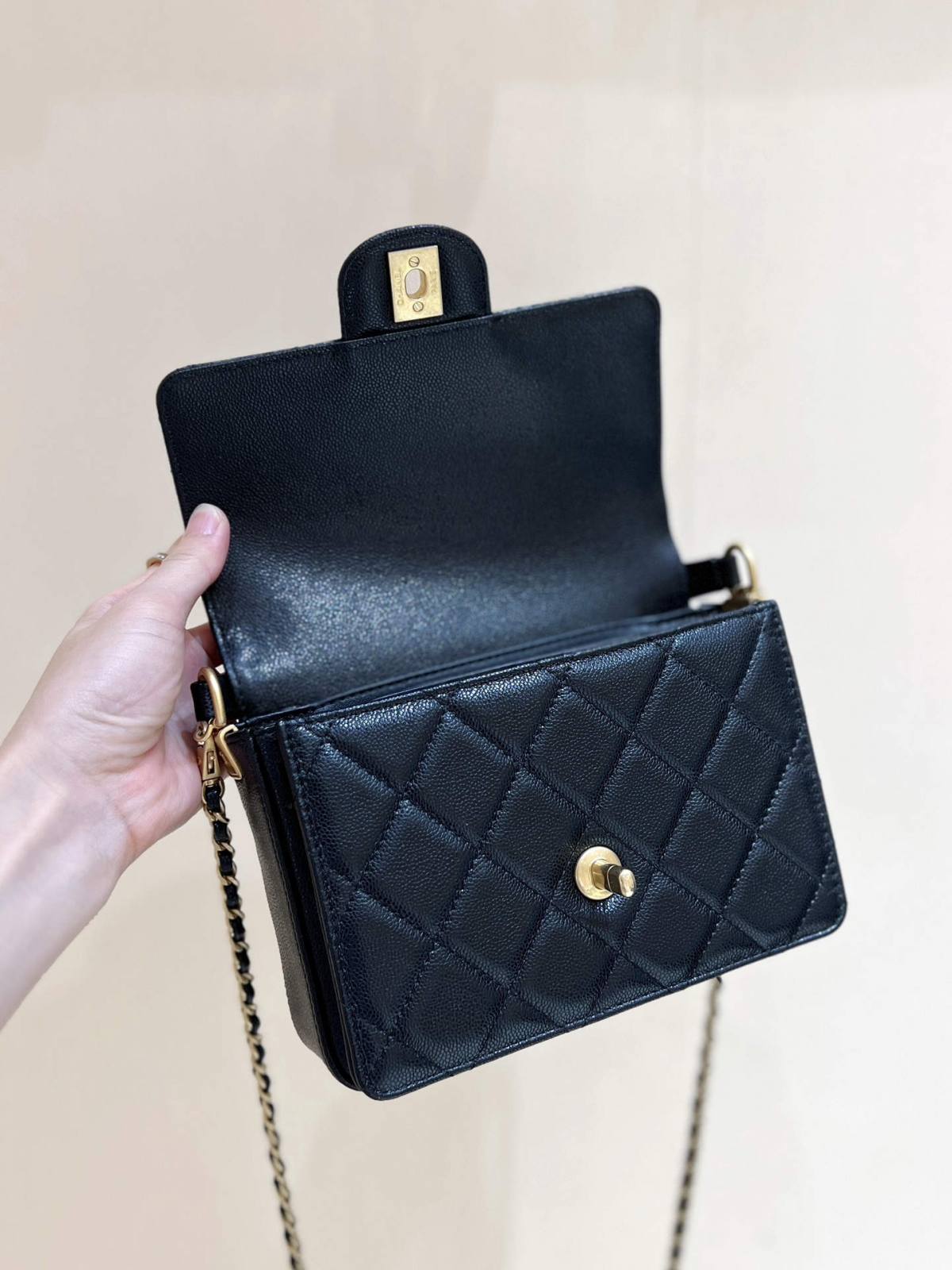 Ellebag top fake Chanel’s Flap Bag with Top Handle in Grained Shiny Calfskin(2024 Dec Updated)-L-Aħjar Kwalità Foloz Louis Vuitton Bag Online Store, Replica designer bag ru