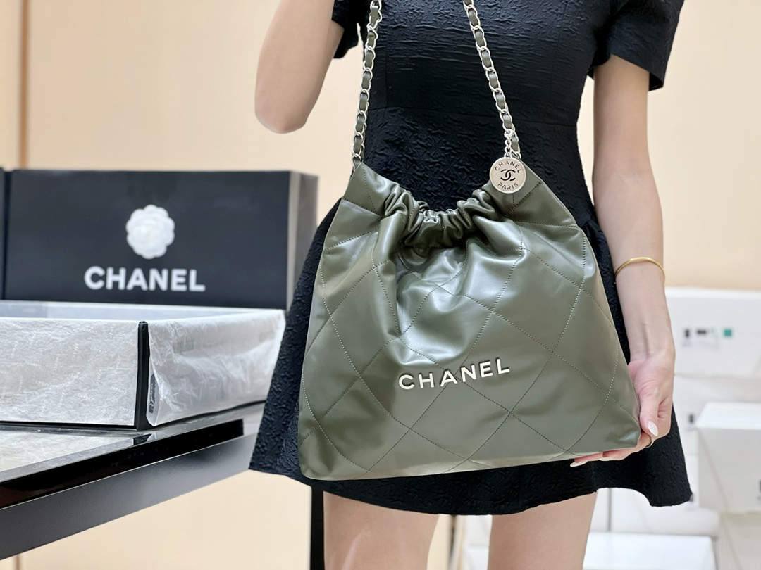 Ellebag top replica Chanel 22 Handbag in Green: A Testament to Excellence in Craftsmanship(2024 Dec Updated)-L-Aħjar Kwalità Foloz Louis Vuitton Bag Online Store, Replica designer bag ru