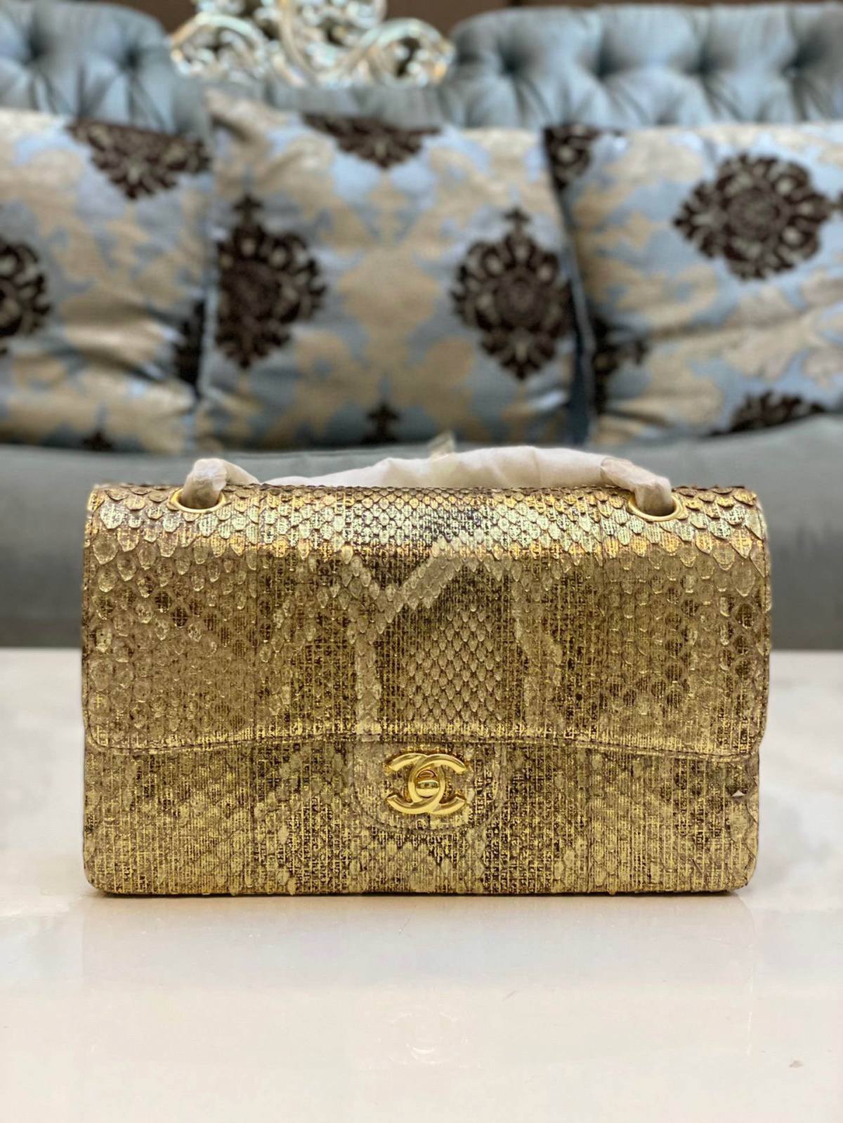 Ellebag top replica Chanel Classic Flap Bag: The 25.5cm Python Leather Edition(2024 Dec Updated)-L-Aħjar Kwalità Foloz Louis Vuitton Bag Online Store, Replica designer bag ru