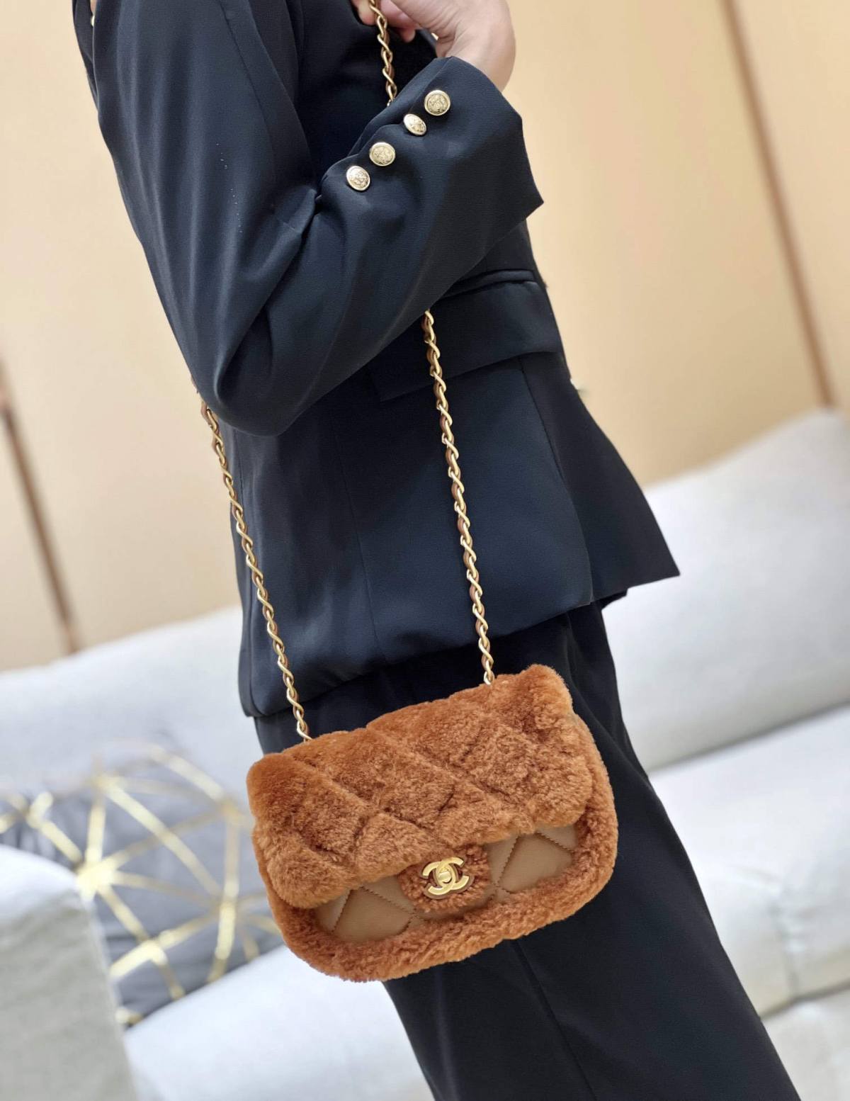 Ellebag top replica Chanel Flap Bag AS514800: A Fusion of Sophistication and Warmth(2024 Dec Updated)-L-Aħjar Kwalità Foloz Louis Vuitton Bag Online Store, Replica designer bag ru