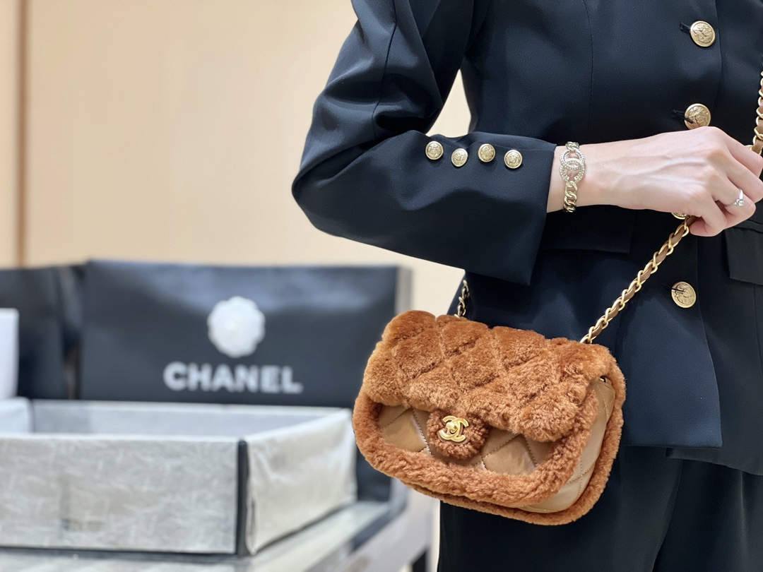 Ellebag top replica Chanel Flap Bag AS514800: A Fusion of Sophistication and Warmth(2024 Dec Updated)-L-Aħjar Kwalità Foloz Louis Vuitton Bag Online Store, Replica designer bag ru