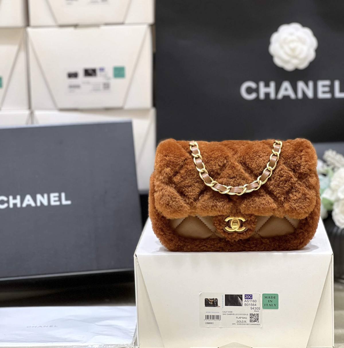 Ellebag top replica Chanel Flap Bag AS514800: A Fusion of Sophistication and Warmth(2024 Dec Updated)-L-Aħjar Kwalità Foloz Louis Vuitton Bag Online Store, Replica designer bag ru