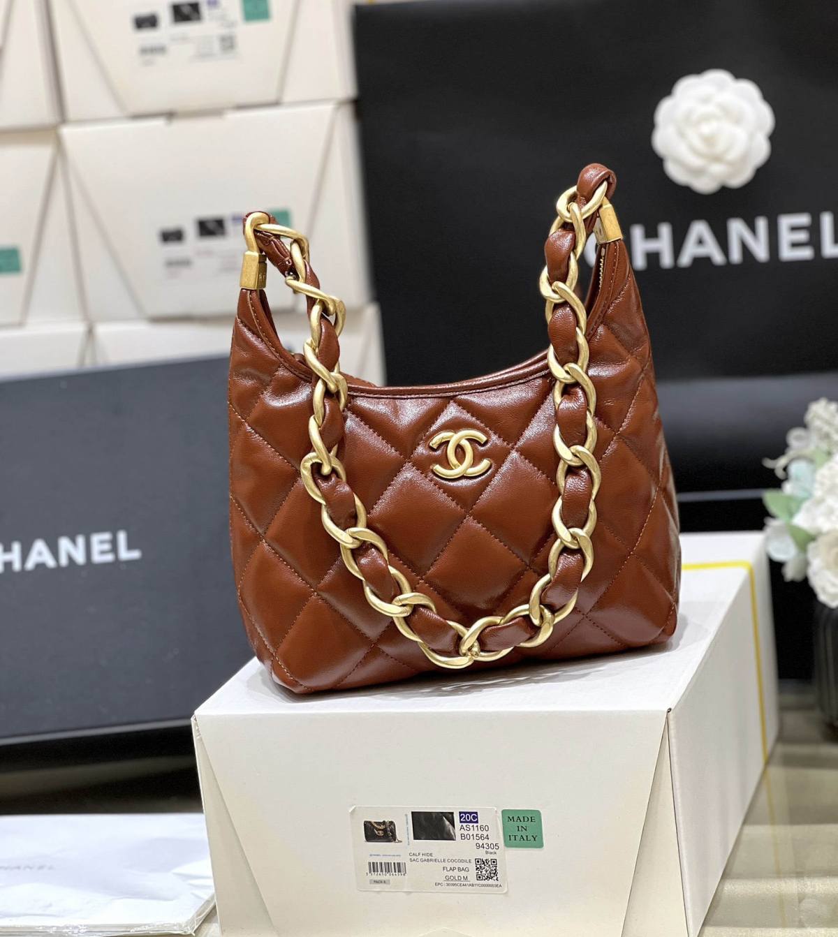 Ellebag top replica The Chanel Small Hobo Bag in Brown: 2024’s Must-Have Accessory(2024 Dec Updated)-Ti o dara ju Didara iro Louis Vuitton apo Online itaja, Ajọra onise apo ru