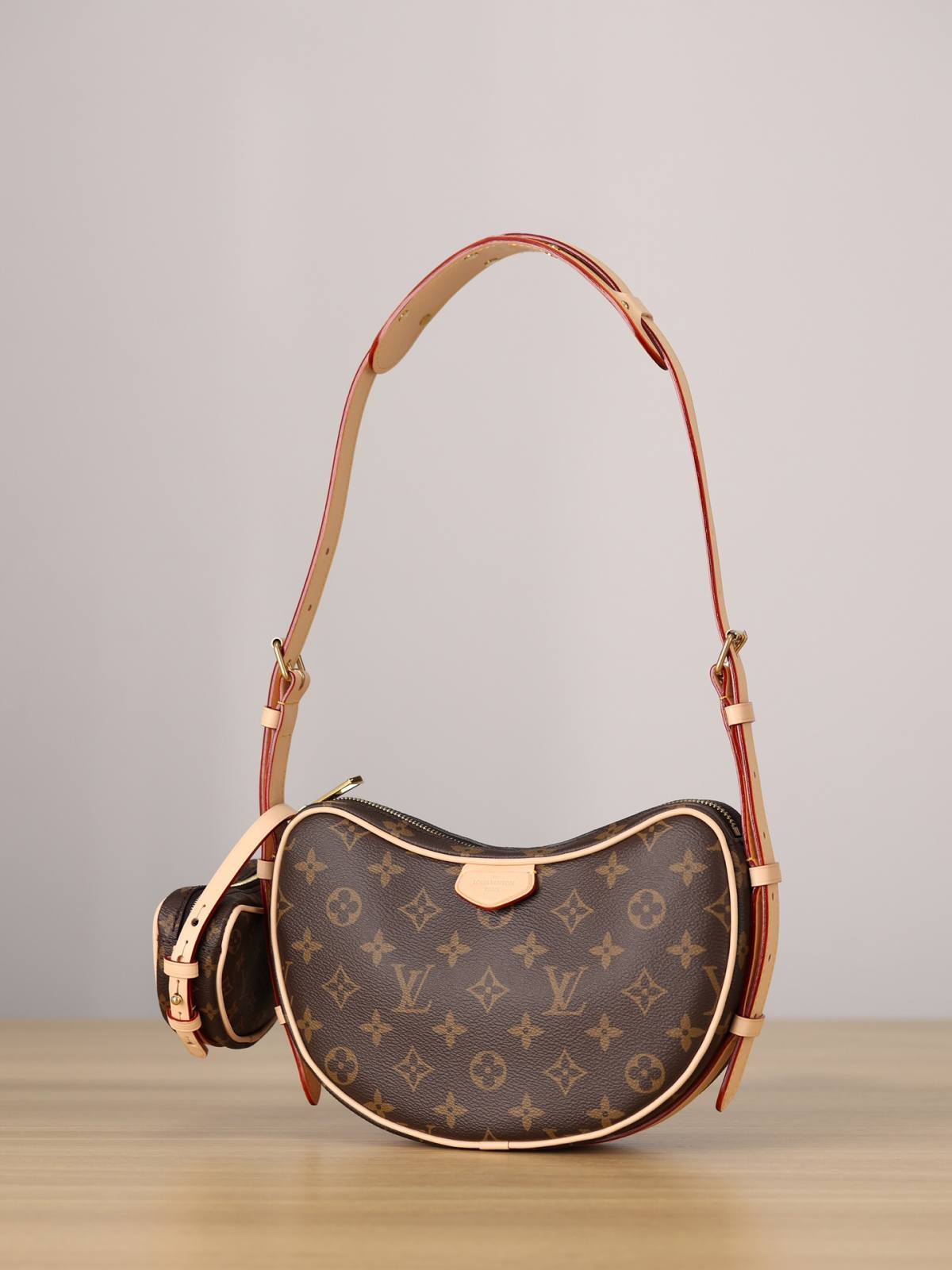 Ellebag’s 1:1 Replica Journey of the Louis Vuitton M46828 Croissant Handbag(2024 Dec Updated)-ఉత్తమ నాణ్యత నకిలీ లూయిస్ విట్టన్ బ్యాగ్ ఆన్‌లైన్ స్టోర్, రెప్లికా డిజైనర్ బ్యాగ్ రు