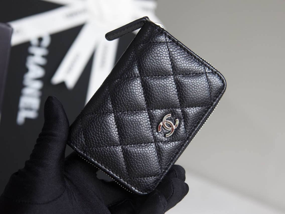 Ellebag’s 1:1 Replica of the Chanel Classic Zipper Coin Wallet: Precision and Craftsmanship(2024 Dec Updated)-Tayada ugu Fiican ee Louis Vuitton Boorsada Online Store, Bac naqshadeeye nuqul ah