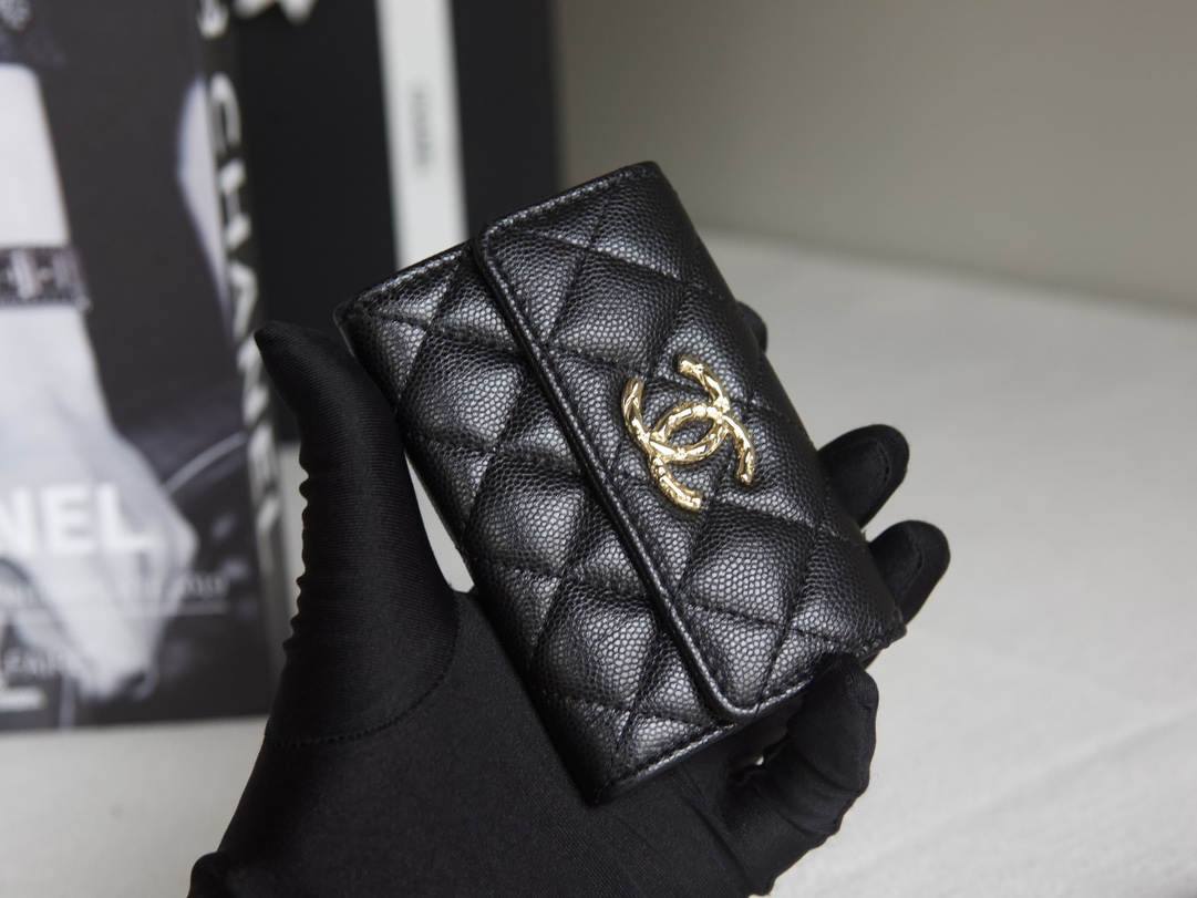 Ellebag’s Masterful 1:1 Replica of the Chanel 24S Double C Logo Wallet: Luxury, Precision, and Craftsmanship(2024 Dec Updated)-Tayada ugu Fiican ee Louis Vuitton Boorsada Online Store, Bac naqshadeeye nuqul ah