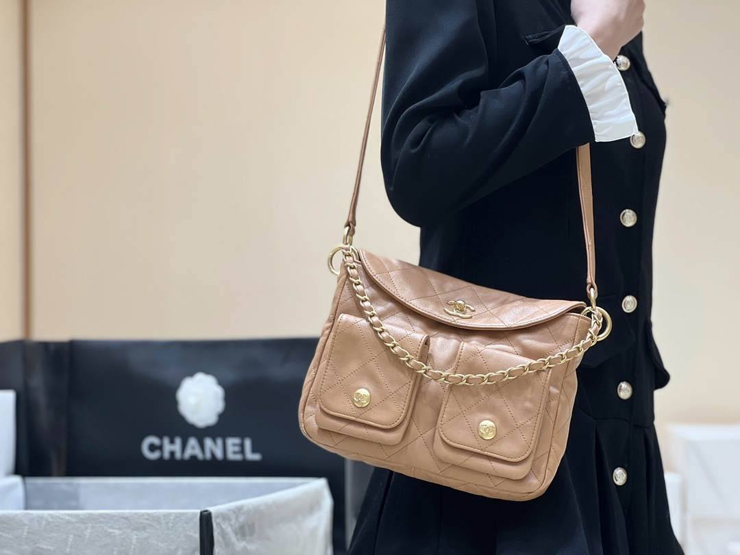 Ellebag’s Exquisite Replica of the Chanel 24P Hobo Bag: A 24cm Masterpiece with Pearl Chain and Champagne Gold Hardware(2024 Dec Updated)-Best Quality Fake Louis Vuitton Bag Online Store, Replica designer bag ru