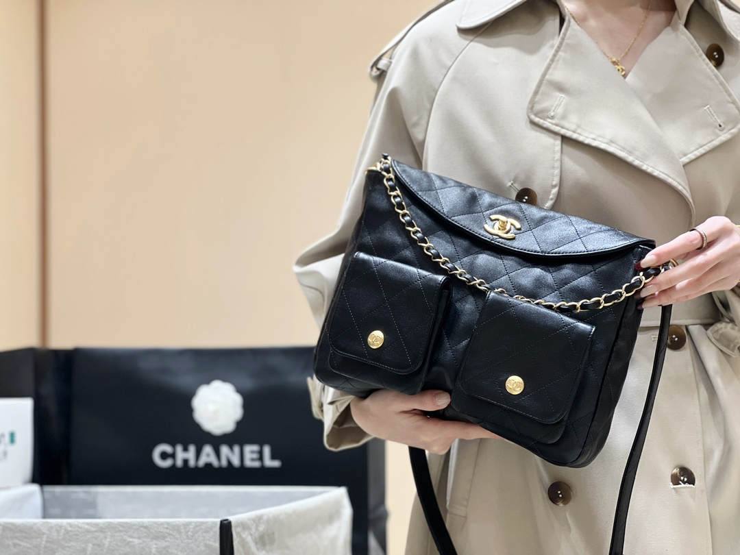 Ellebag’s Exquisite Replica of the Chanel 24P Hobo Bag: A 30cm Black Masterpiece with Aged Hardware(2024 Dec Updated)-Best Quality Fake Louis Vuitton Bag Online Store, Replica designer bag ru