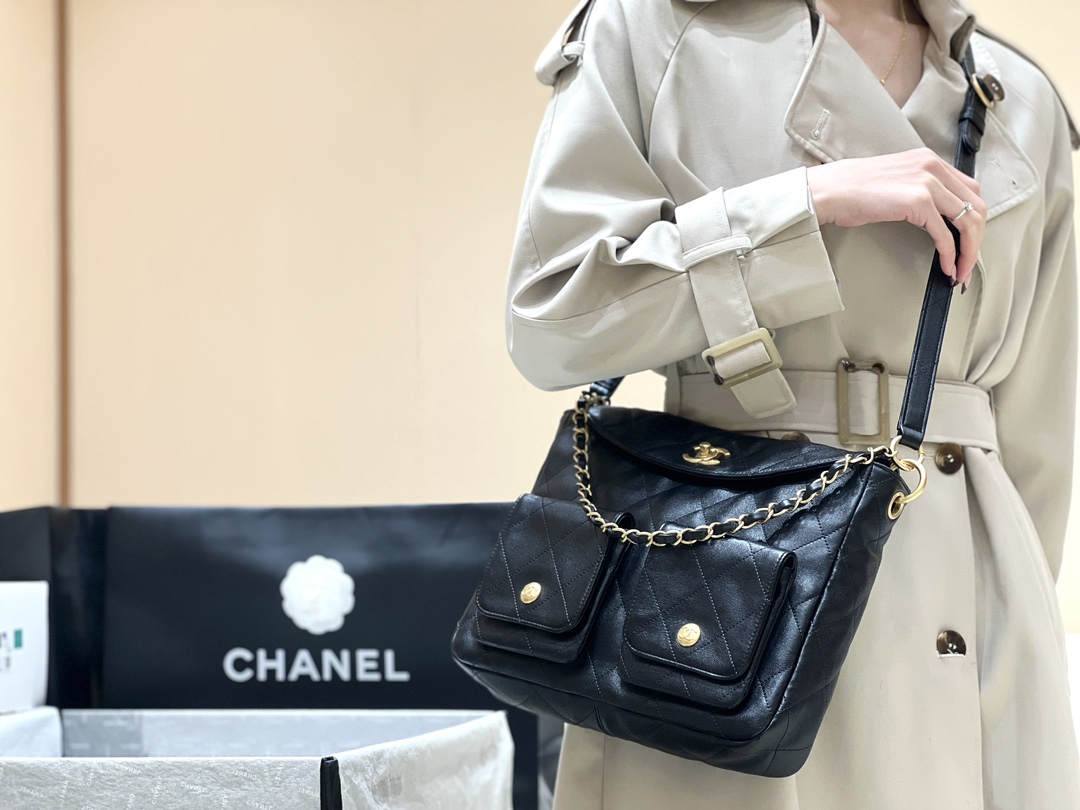 Ellebag’s Exquisite Replica of the Chanel 24P Hobo Bag: A 30cm Black Masterpiece with Aged Hardware(2024 Dec Updated)-Best Quality Fake Louis Vuitton Bag Online Store, Replica designer bag ru