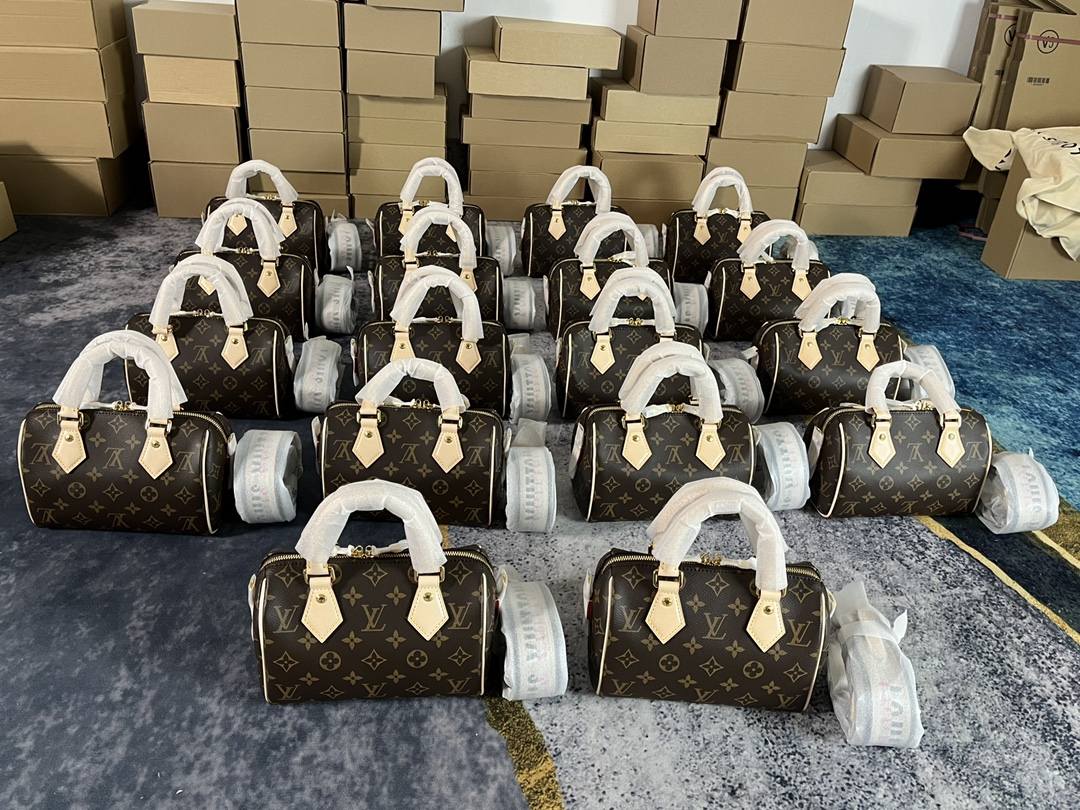 Ellebag’s 1:1 Replica of Louis Vuitton M46234 Speedy Bandoulière 20 Handbag – Exquisite Craftsmanship and Timeless Design(2024 Dec Updated)-Best Quality Fake Louis Vuitton Bag Online Store, Replica designer bag ru