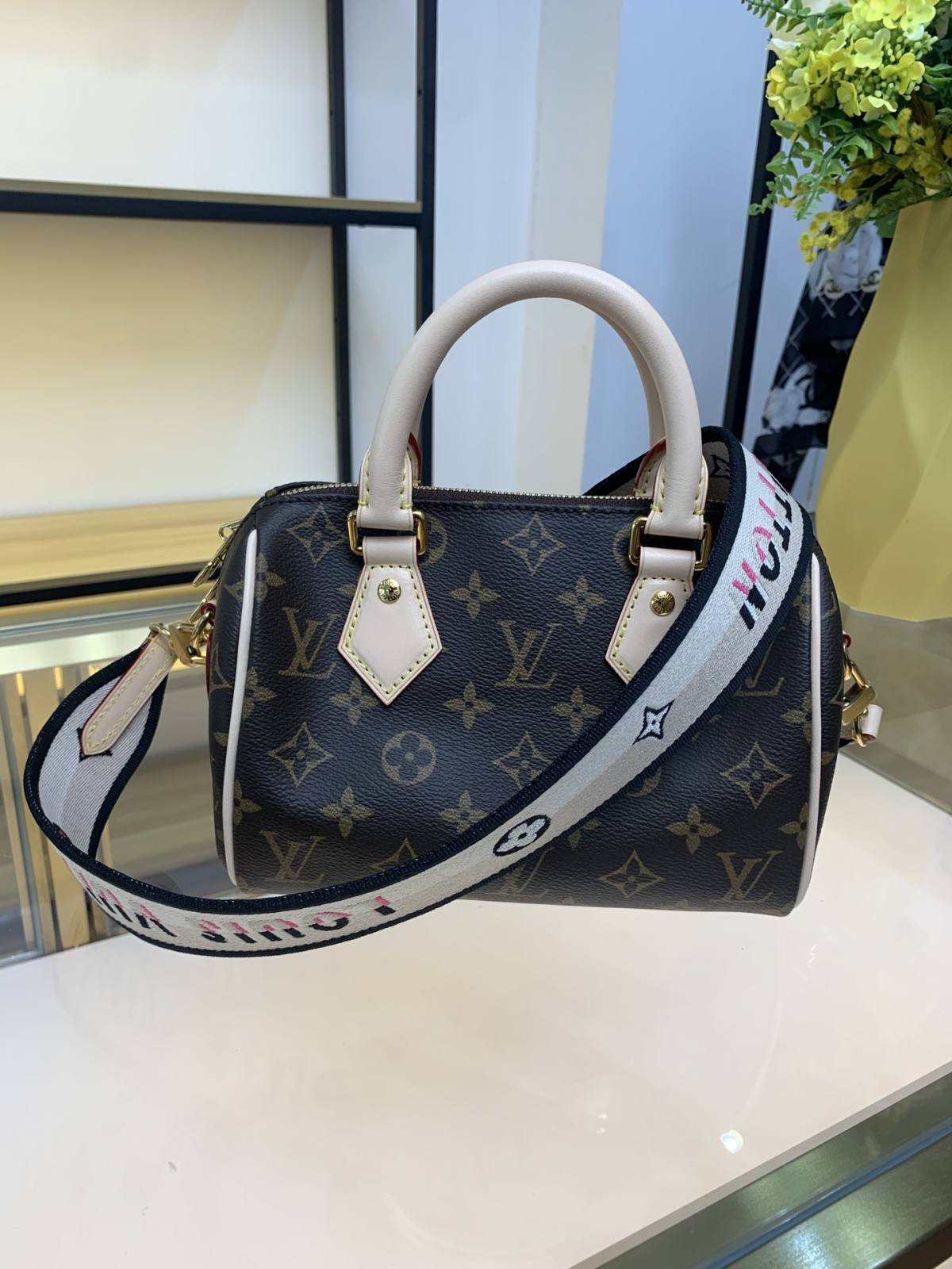 Ellebag’s 1:1 Replica of Louis Vuitton M46234 Speedy Bandoulière 20 Handbag – Exquisite Craftsmanship and Timeless Design(2024 Dec Updated)-Best Quality Fake Louis Vuitton Bag Online Store, Replica designer bag ru